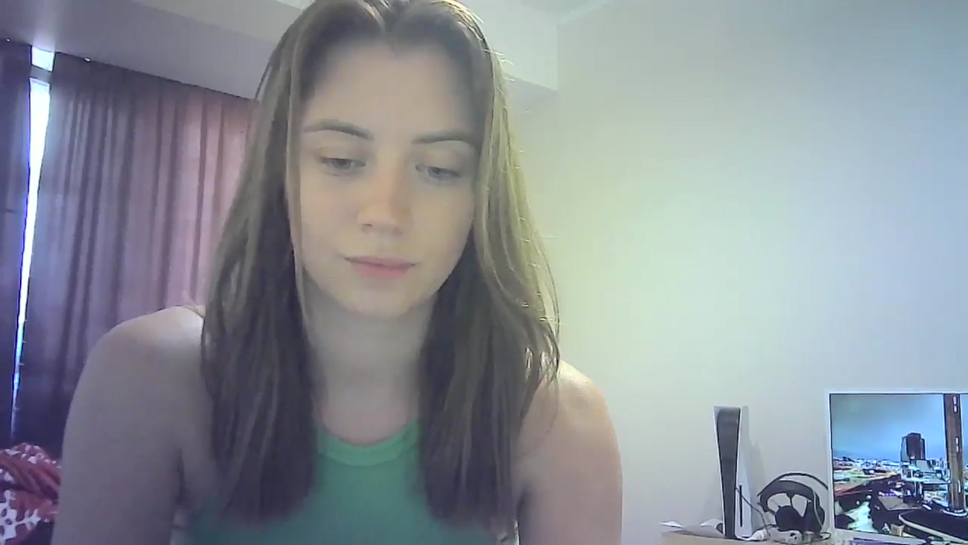 Gallery image thumbnail from Sulfate0's myfreecams stream on, 07/20/2024, 13:53 image 18 of 20