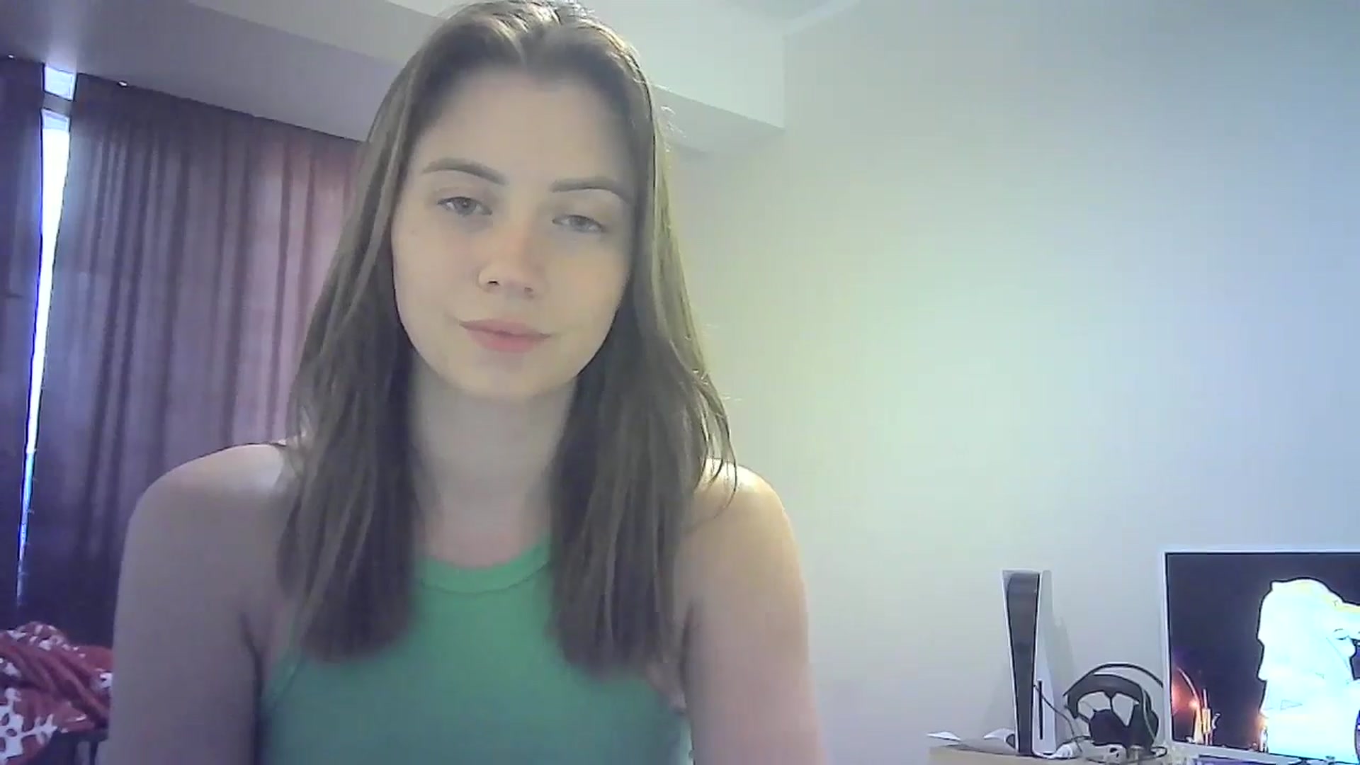 Gallery image thumbnail from Sulfate0's myfreecams stream on, 07/20/2024, 13:53 image 17 of 20