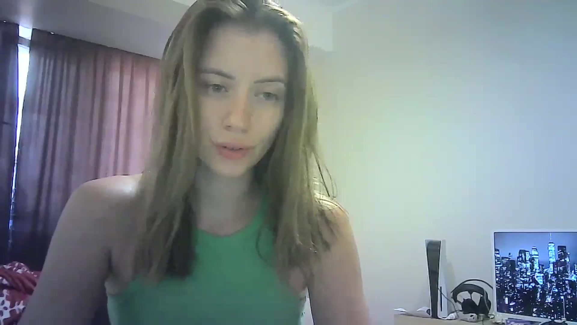 Gallery image thumbnail from Sulfate0's myfreecams stream on, 07/20/2024, 13:53 image 4 of 20