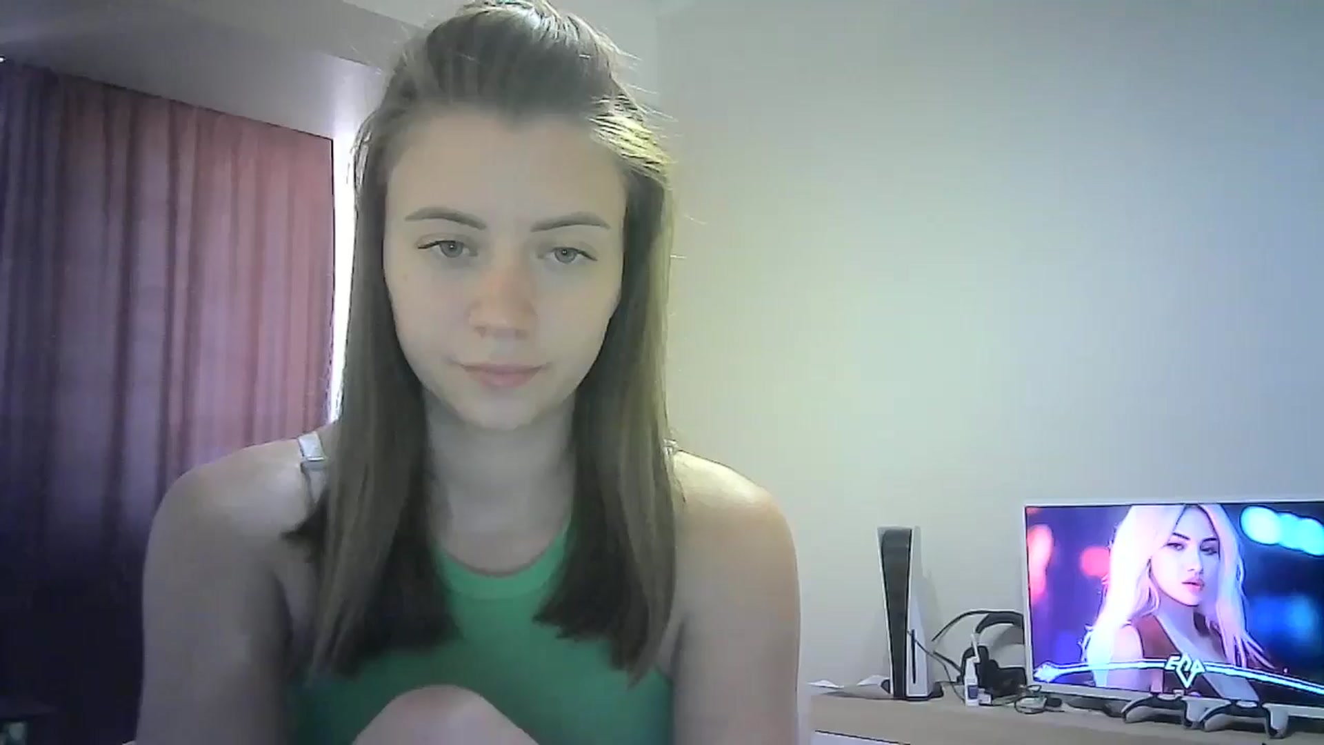 Gallery image thumbnail from Sulfate0's myfreecams stream on, 07/22/2024, 09:17 image 10 of 20