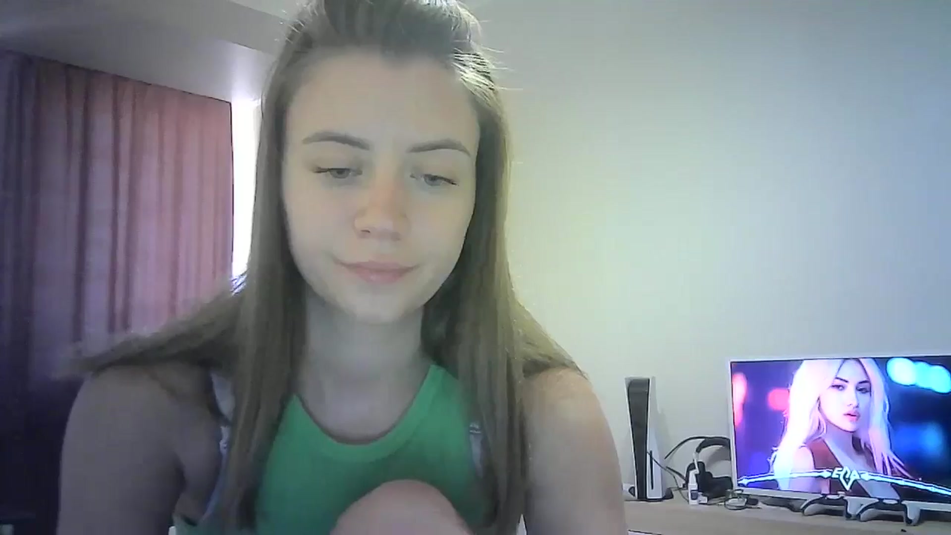 Gallery image thumbnail from Sulfate0's myfreecams stream on, 07/22/2024, 09:17 image 15 of 20