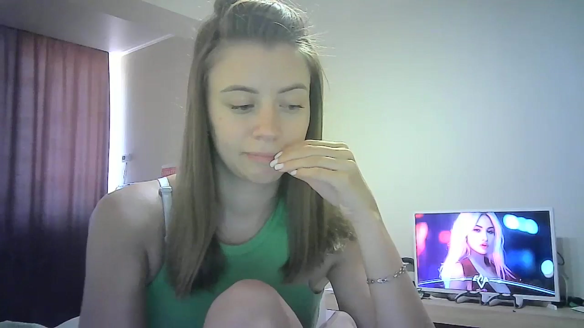 Gallery image thumbnail from Sulfate0's myfreecams stream on, 07/22/2024, 10:25 image 19 of 20