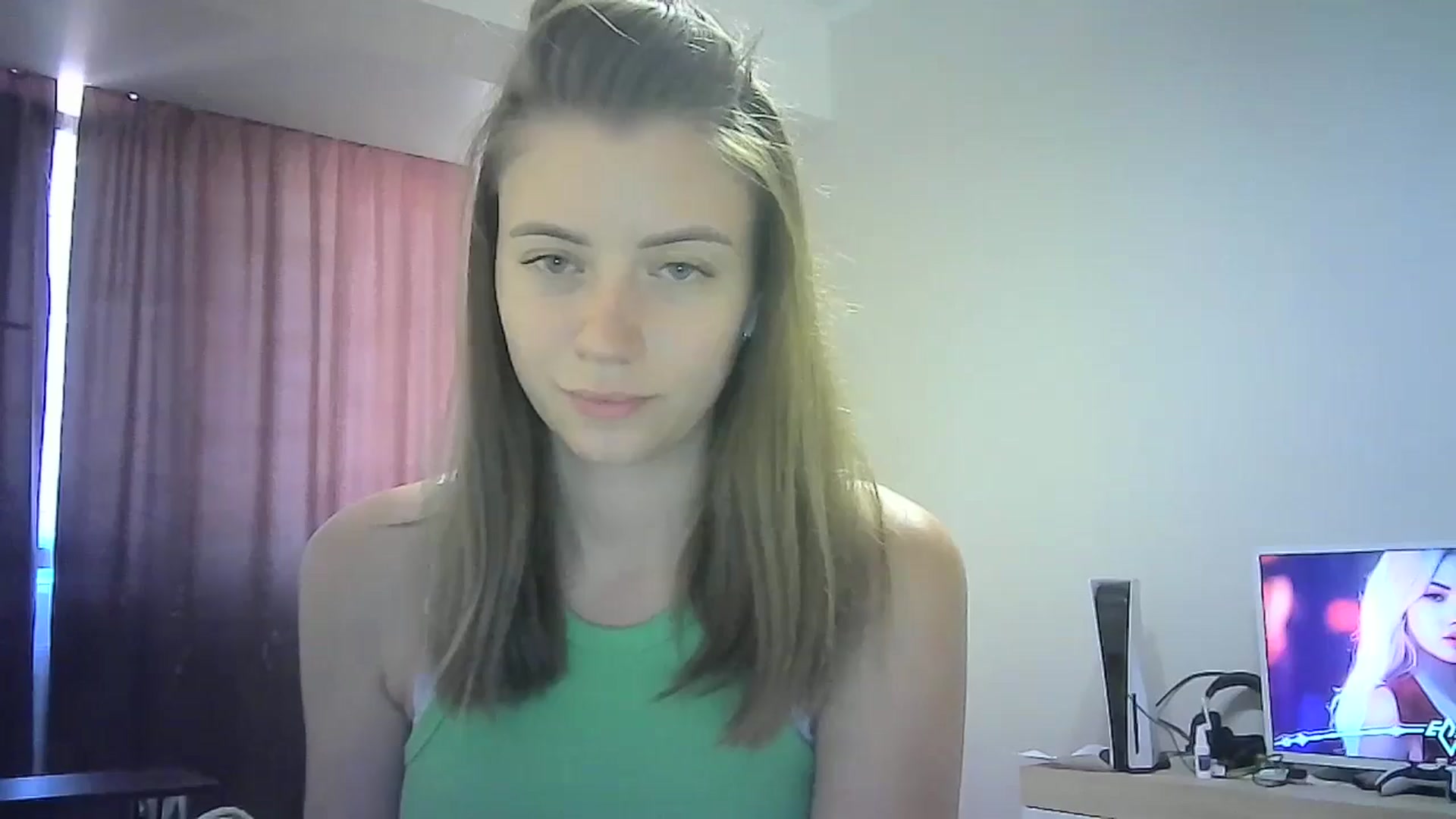 Gallery image thumbnail from Sulfate0's myfreecams stream on, 07/22/2024, 10:25 image 2 of 20