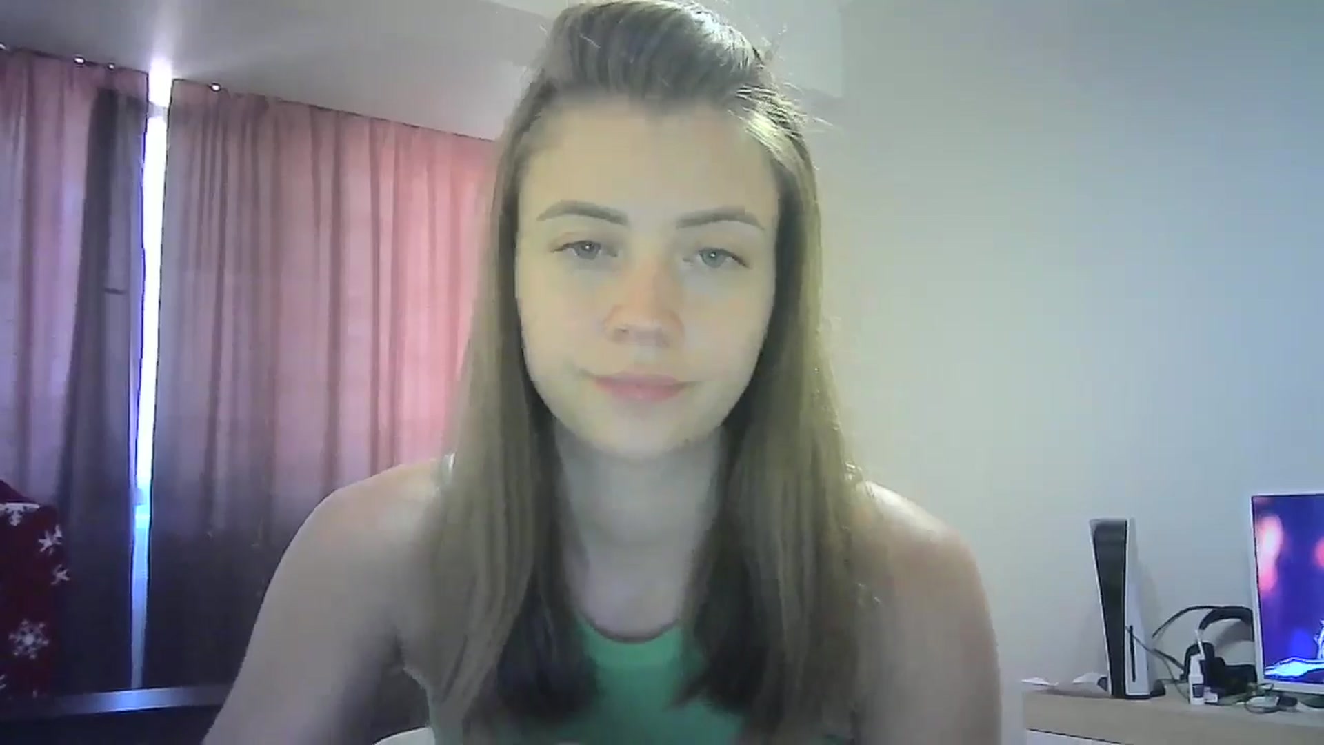 Gallery image thumbnail from Sulfate0's myfreecams stream on, 07/22/2024, 10:25 image 6 of 20
