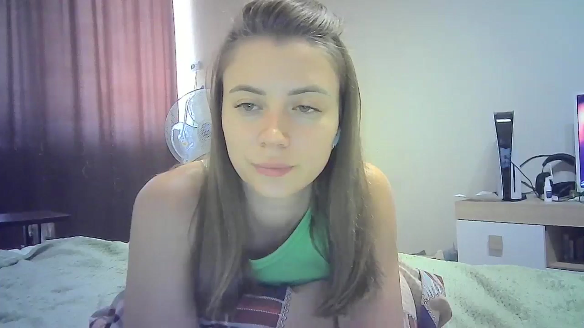 Gallery image thumbnail from Sulfate0's myfreecams stream on, 07/22/2024, 11:08 image 5 of 20