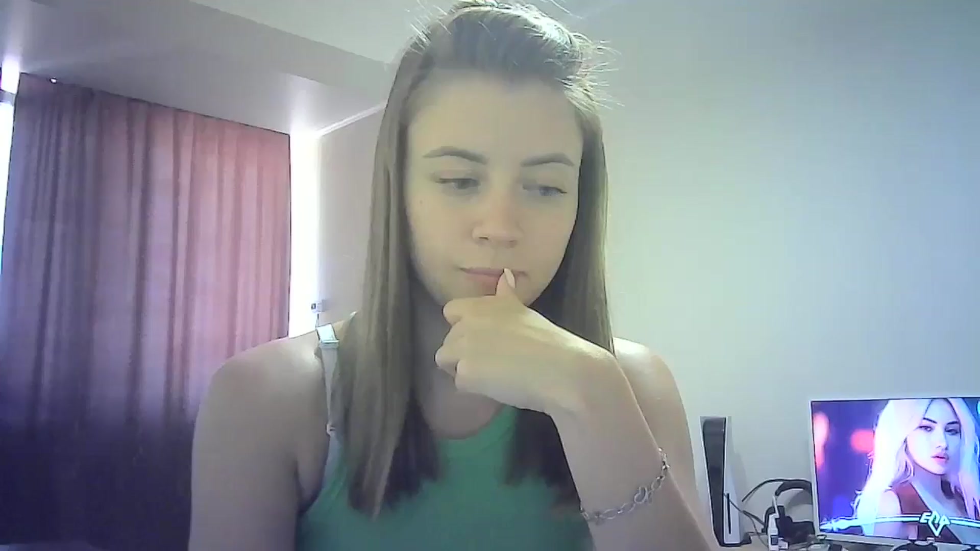 Gallery image thumbnail from Sulfate0's myfreecams stream on, 07/22/2024, 11:08 image 6 of 20
