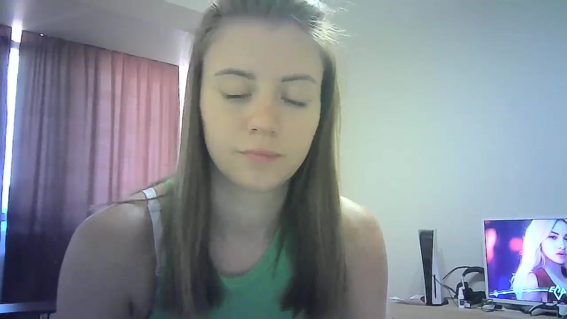 Gallery image thumbnail from Sulfate0's myfreecams stream on, 07/22/2024, 11:37 image 6 of 20