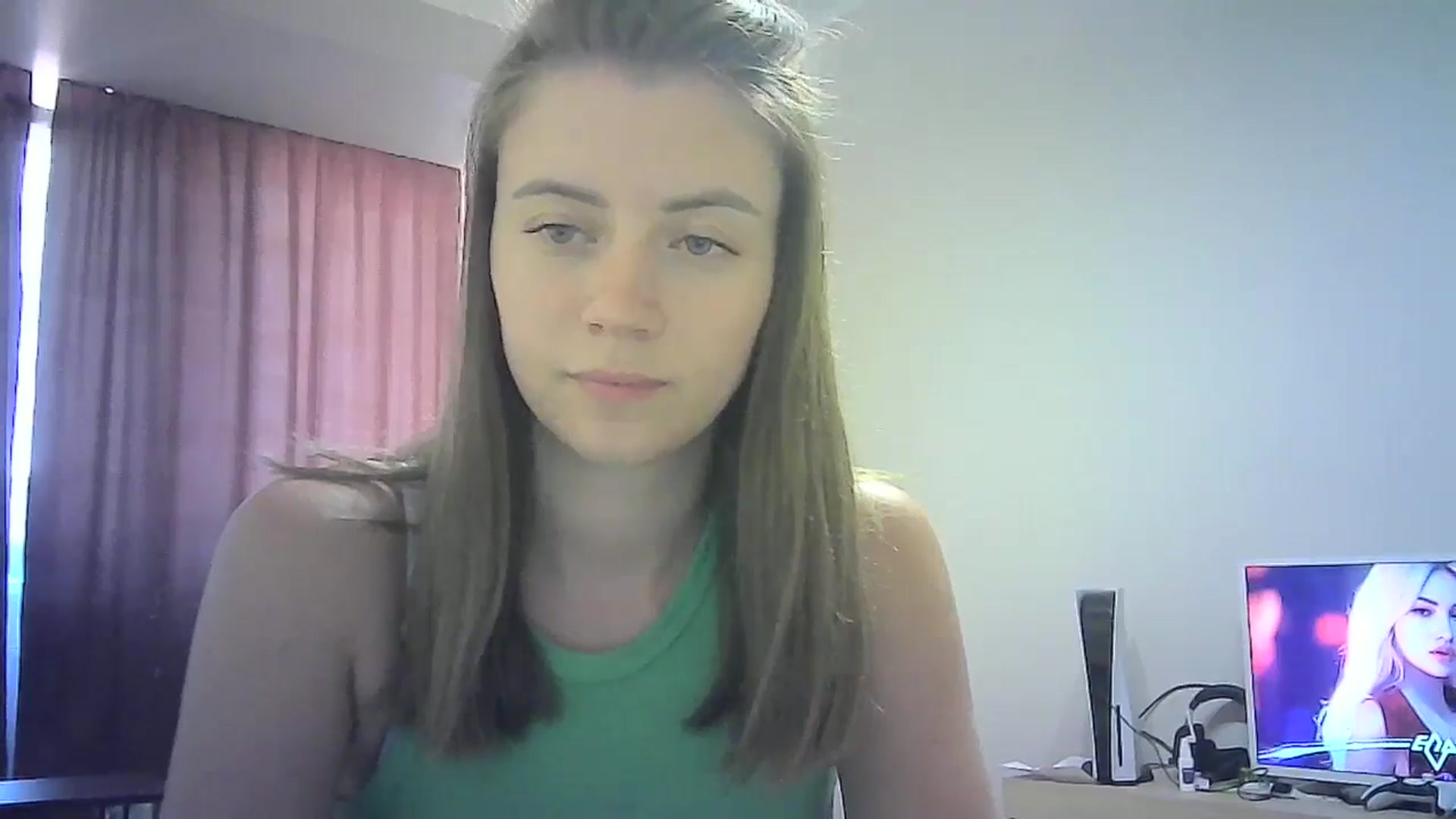 Gallery image thumbnail from Sulfate0's myfreecams stream on, 07/22/2024, 11:37 image 14 of 20