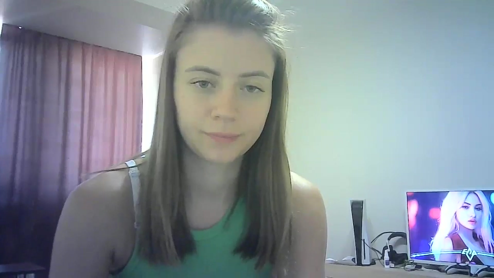 Gallery image thumbnail from Sulfate0's myfreecams stream on, 07/22/2024, 11:37 image 3 of 20