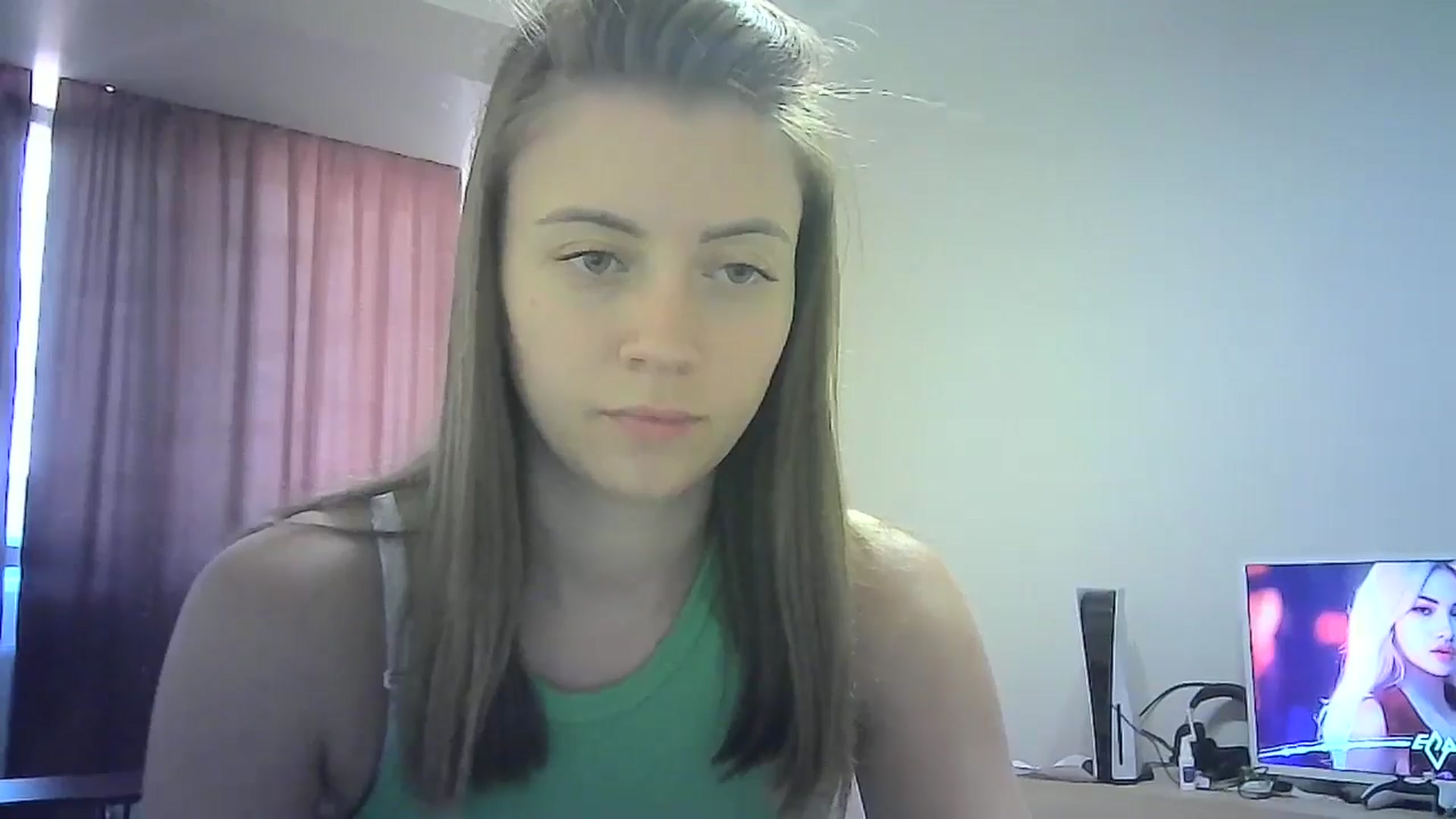 Gallery image thumbnail from Sulfate0's myfreecams stream on, 07/22/2024, 11:37 image 11 of 20