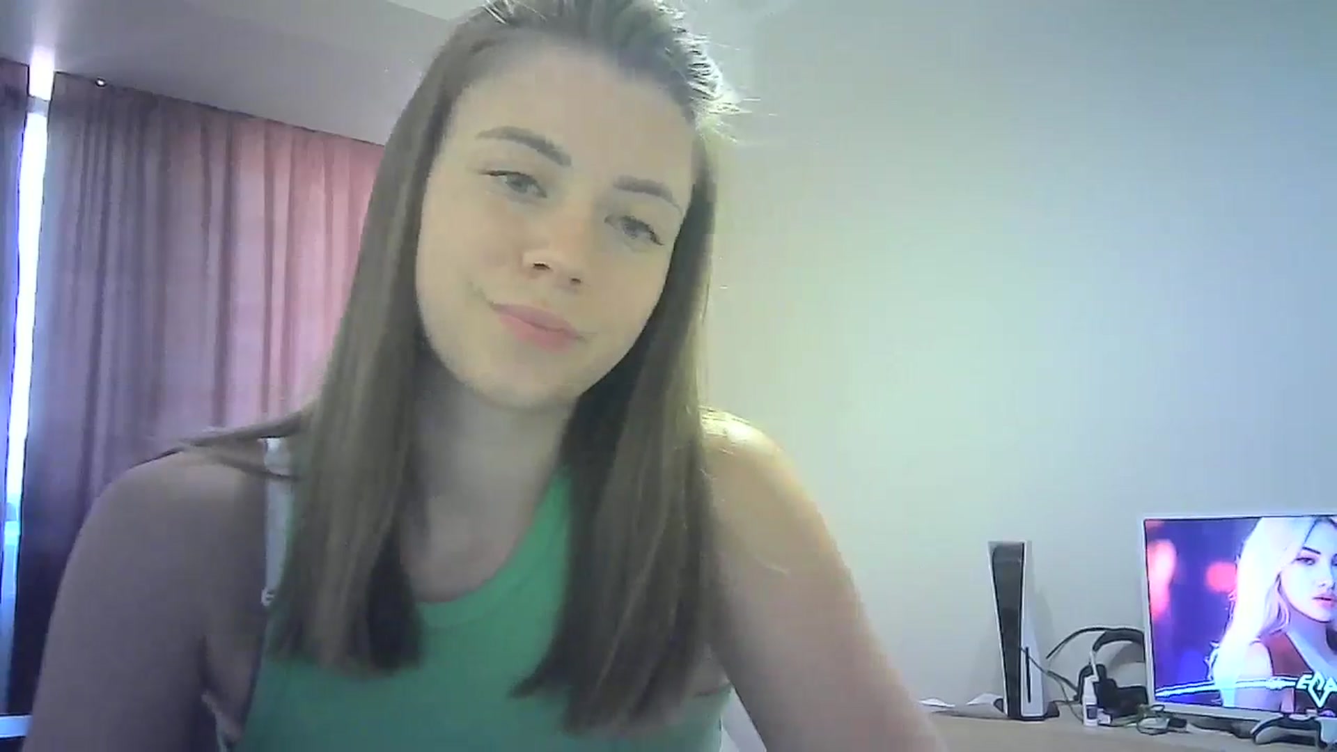 Gallery image thumbnail from Sulfate0's myfreecams stream on, 07/22/2024, 11:37 image 12 of 20