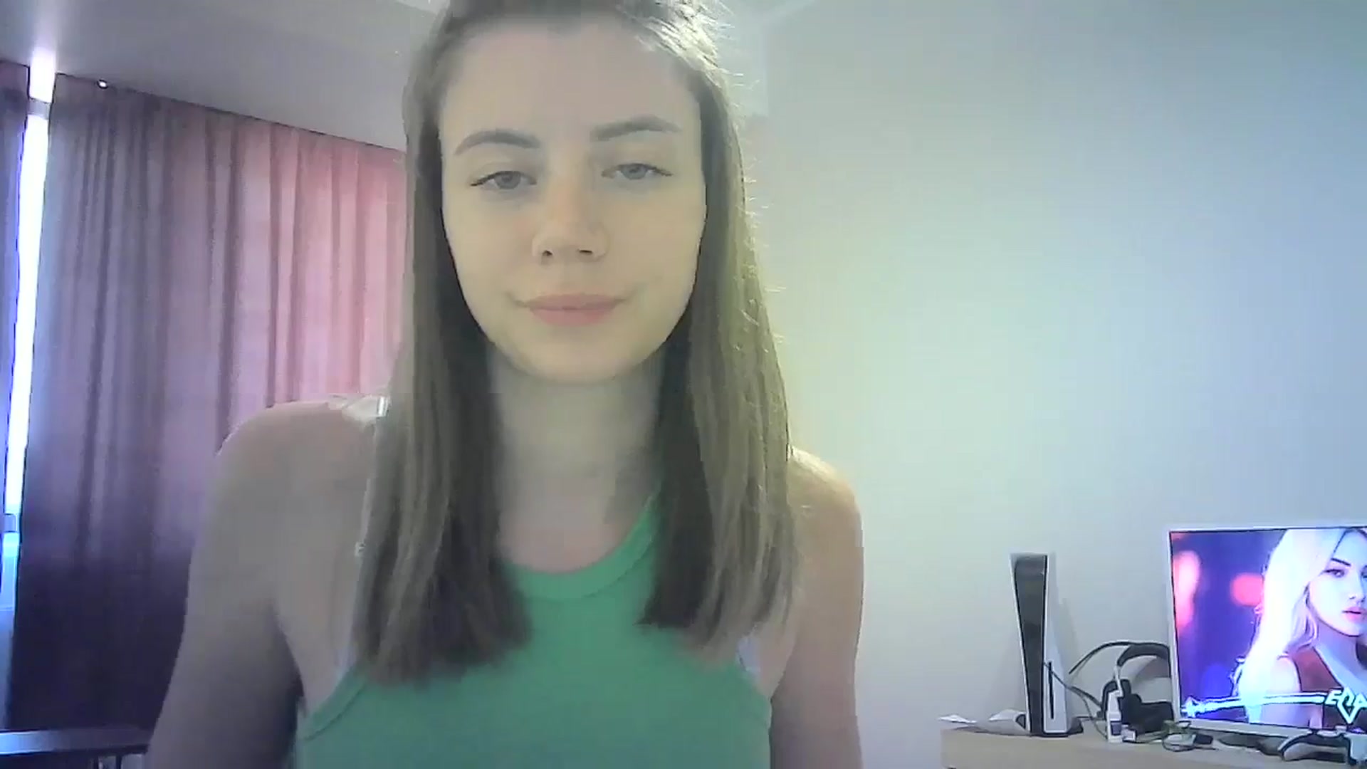 Gallery image thumbnail from Sulfate0's myfreecams stream on, 07/22/2024, 11:37 image 16 of 20