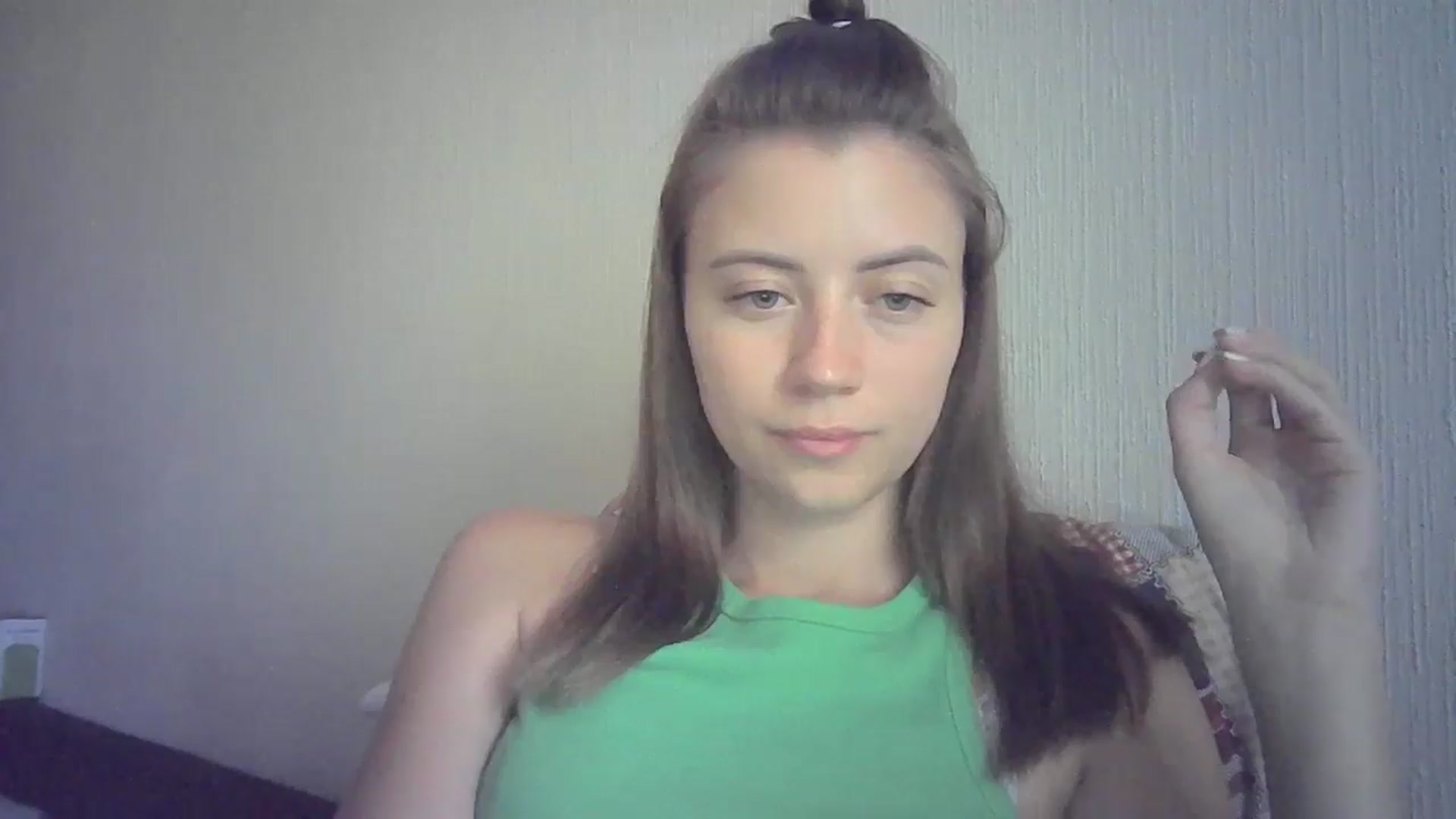 Gallery image thumbnail from Sulfate0's myfreecams stream on, 07/22/2024, 12:38 image 17 of 20
