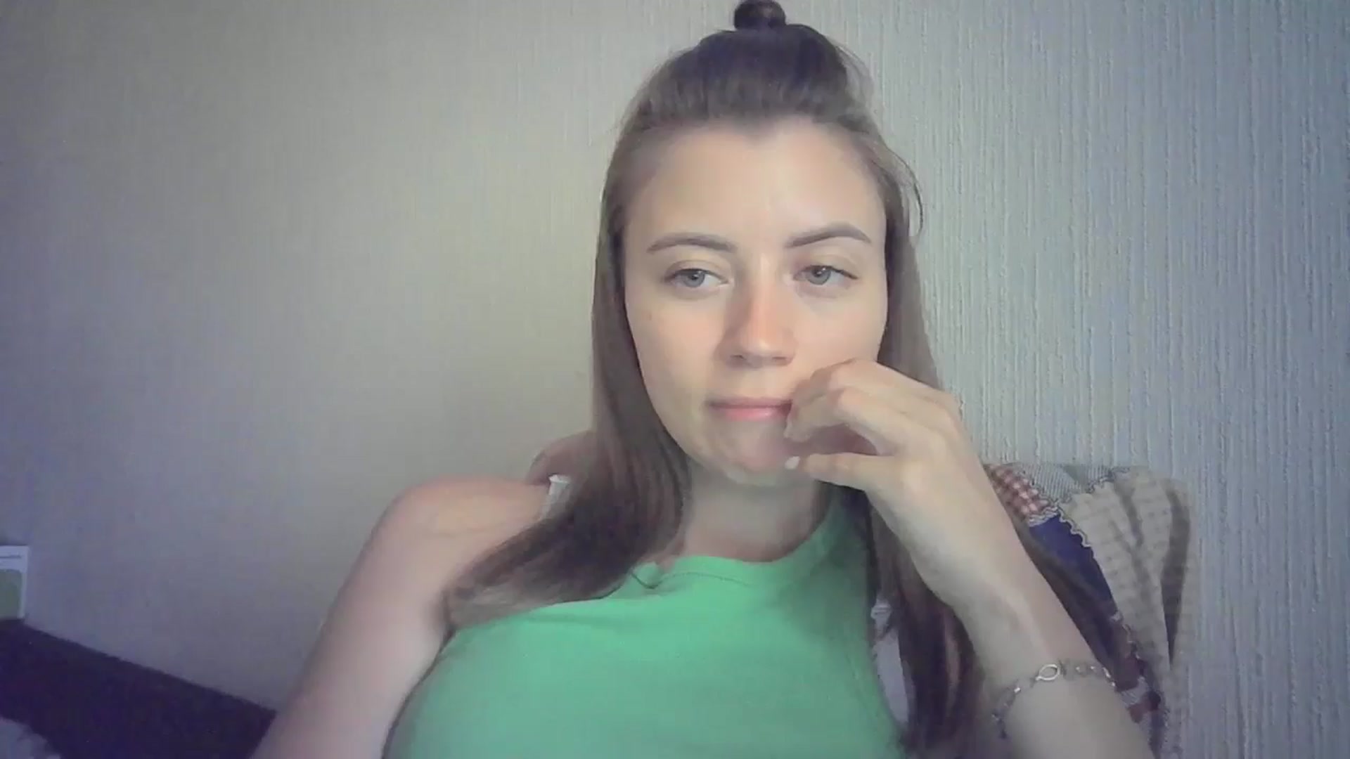 Gallery image thumbnail from Sulfate0's myfreecams stream on, 07/22/2024, 13:12 image 1 of 20