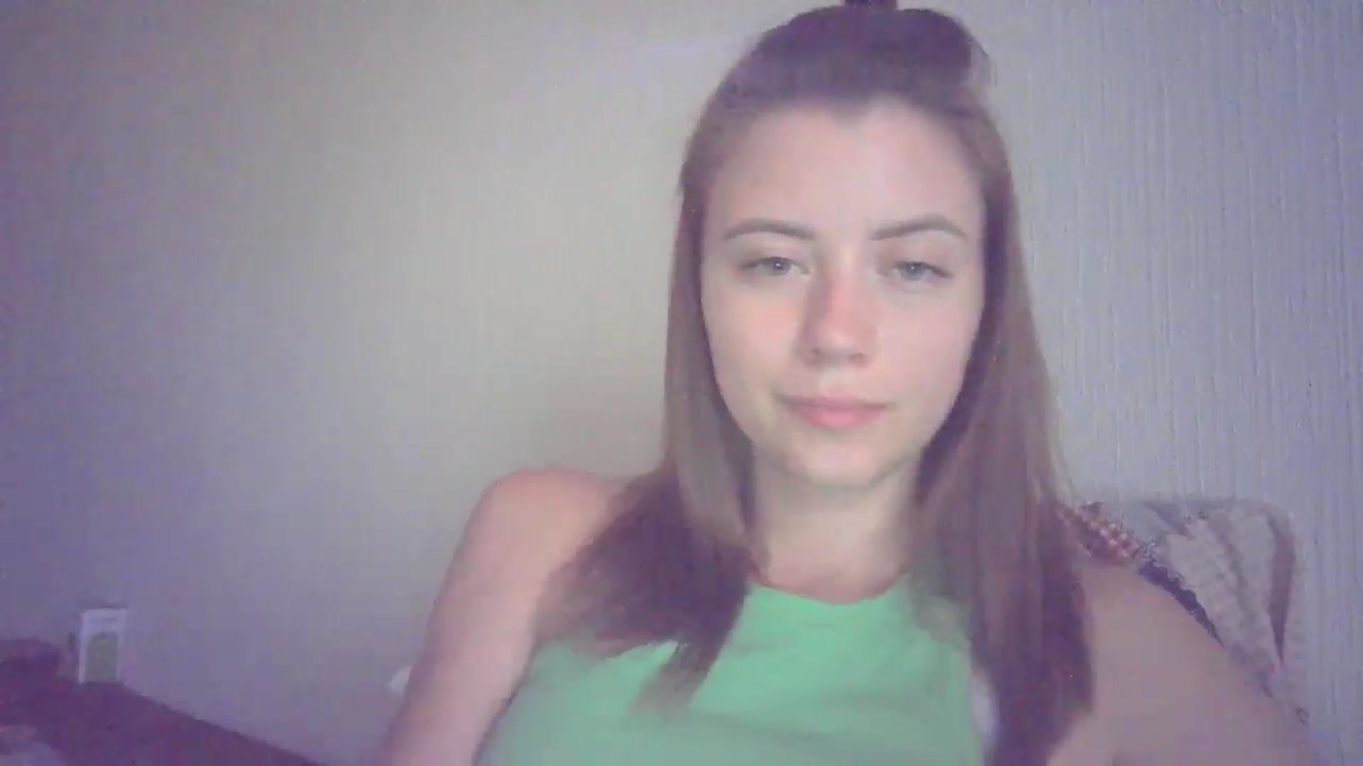 Gallery image thumbnail from Sulfate0's myfreecams stream on, 07/22/2024, 13:12 image 15 of 20
