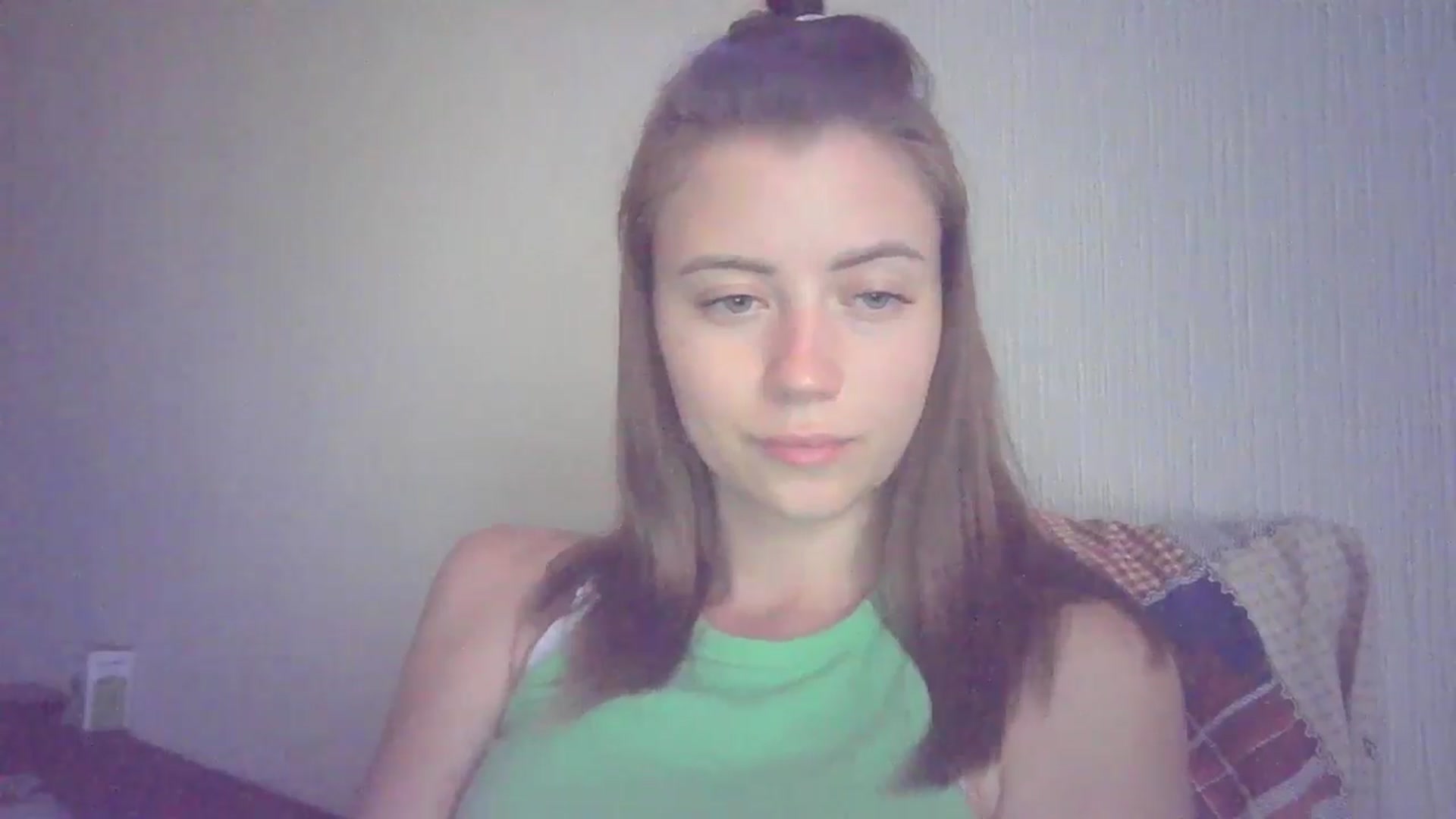 Gallery image thumbnail from Sulfate0's myfreecams stream on, 07/22/2024, 13:12 image 14 of 20
