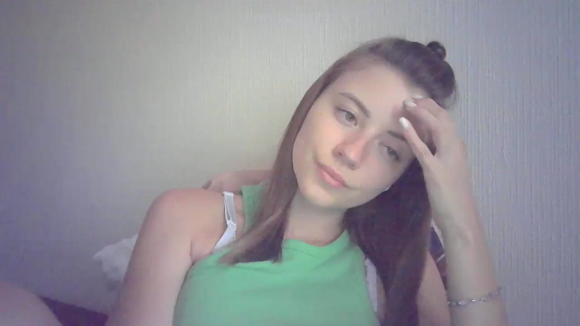 Gallery image thumbnail from Sulfate0's myfreecams stream on, 07/22/2024, 13:12 image 3 of 20