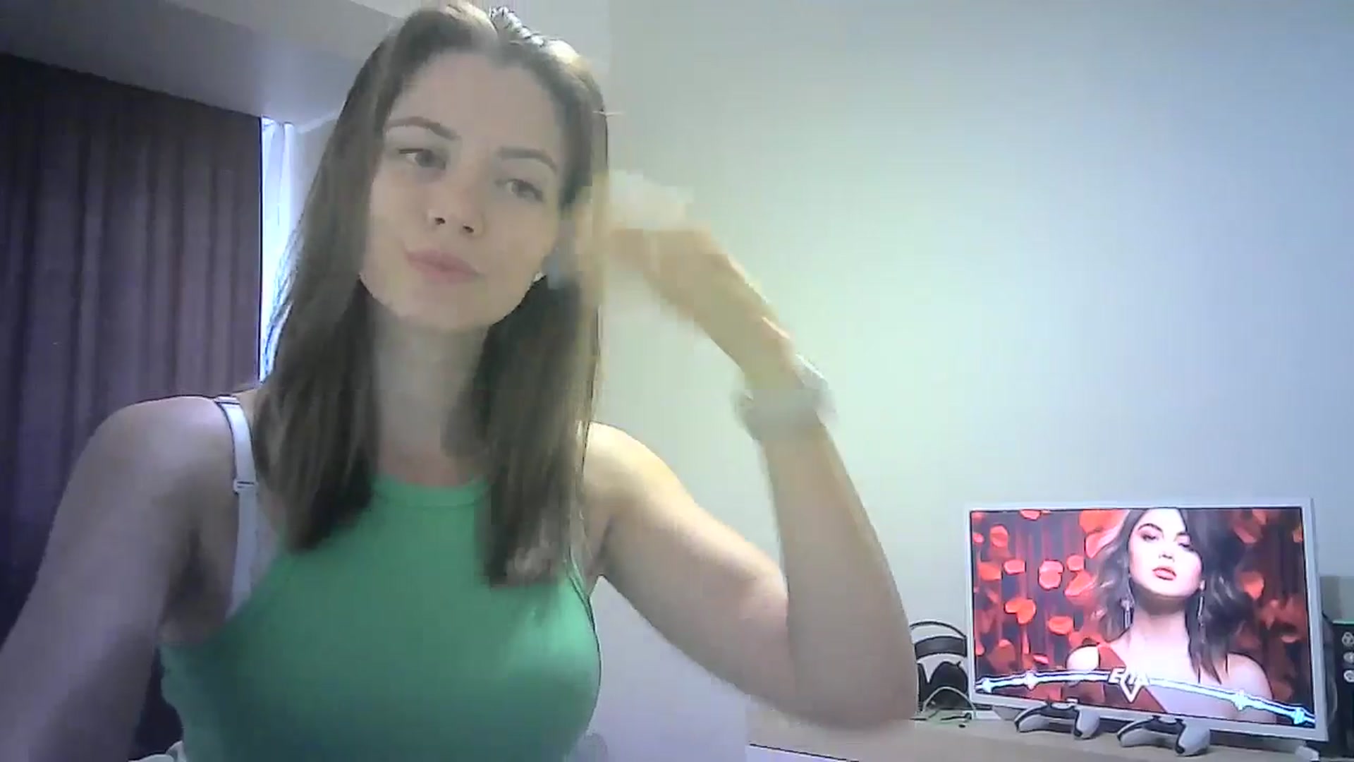 Gallery image thumbnail from Sulfate0's myfreecams stream on, 07/25/2024, 07:19 image 9 of 20