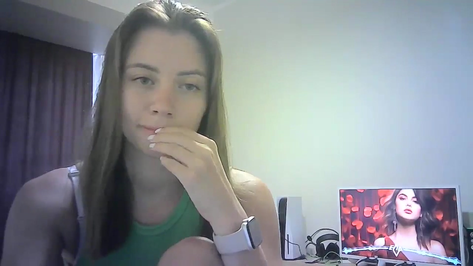 Gallery image thumbnail from Sulfate0's myfreecams stream on, 07/25/2024, 07:19 image 13 of 20