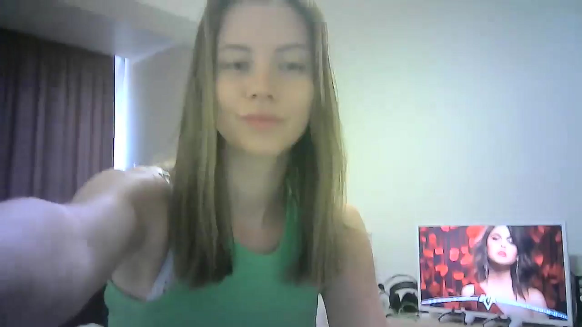 Gallery image thumbnail from Sulfate0's myfreecams stream on, 07/25/2024, 07:19 image 5 of 20