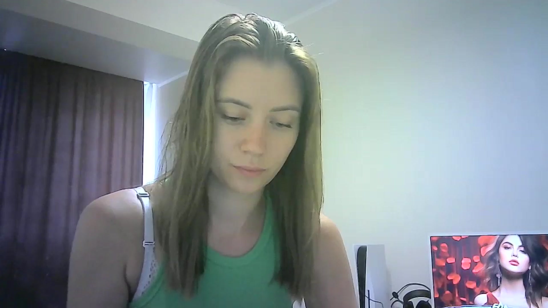 Gallery image thumbnail from Sulfate0's myfreecams stream on, 07/25/2024, 07:19 image 3 of 20