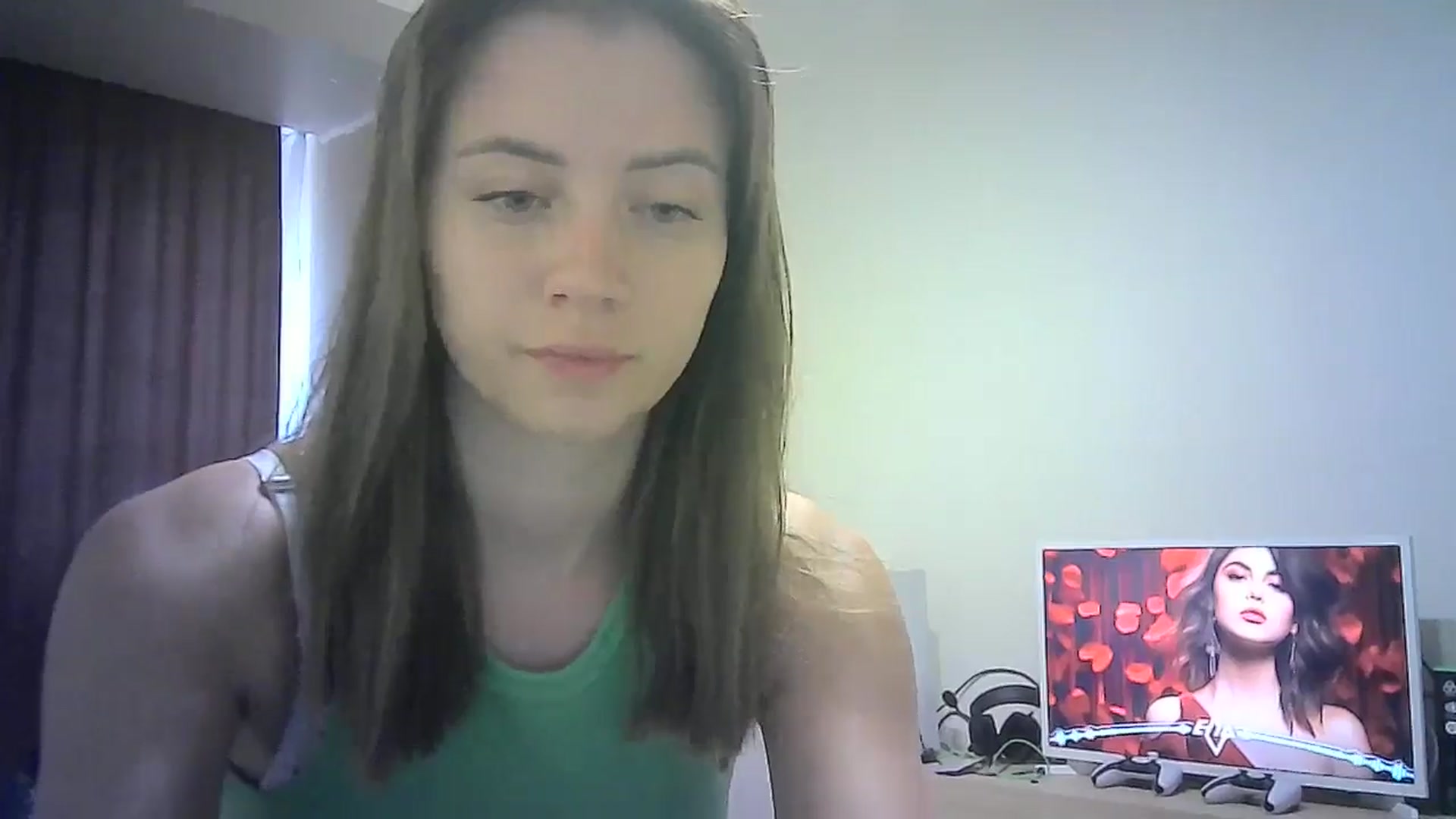 Gallery image thumbnail from Sulfate0's myfreecams stream on, 07/25/2024, 07:19 image 12 of 20