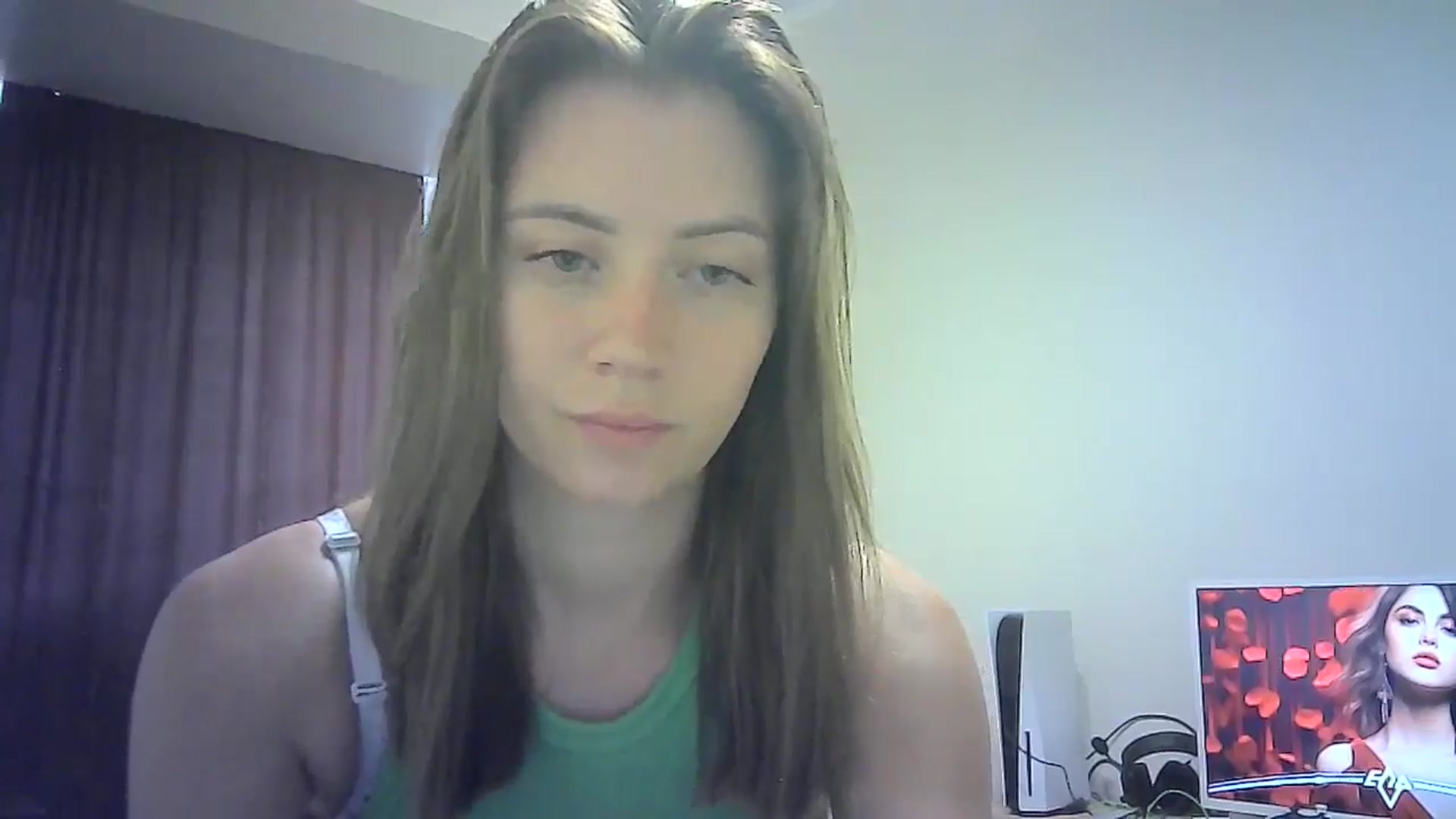 Gallery image thumbnail from Sulfate0's myfreecams stream on, 07/25/2024, 07:19 image 19 of 20