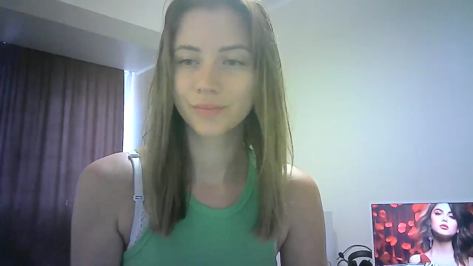 Gallery image thumbnail from Sulfate0's myfreecams stream on, 07/25/2024, 07:19 image 4 of 20