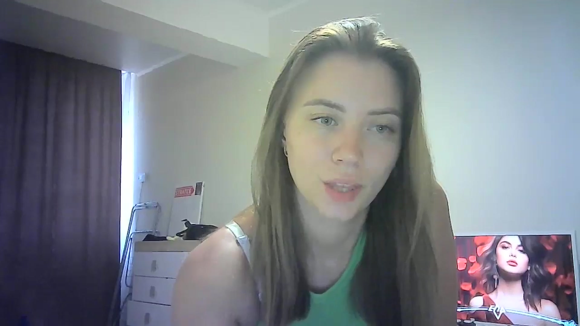Gallery image thumbnail from Sulfate0's myfreecams stream on, 07/25/2024, 07:40 image 5 of 20