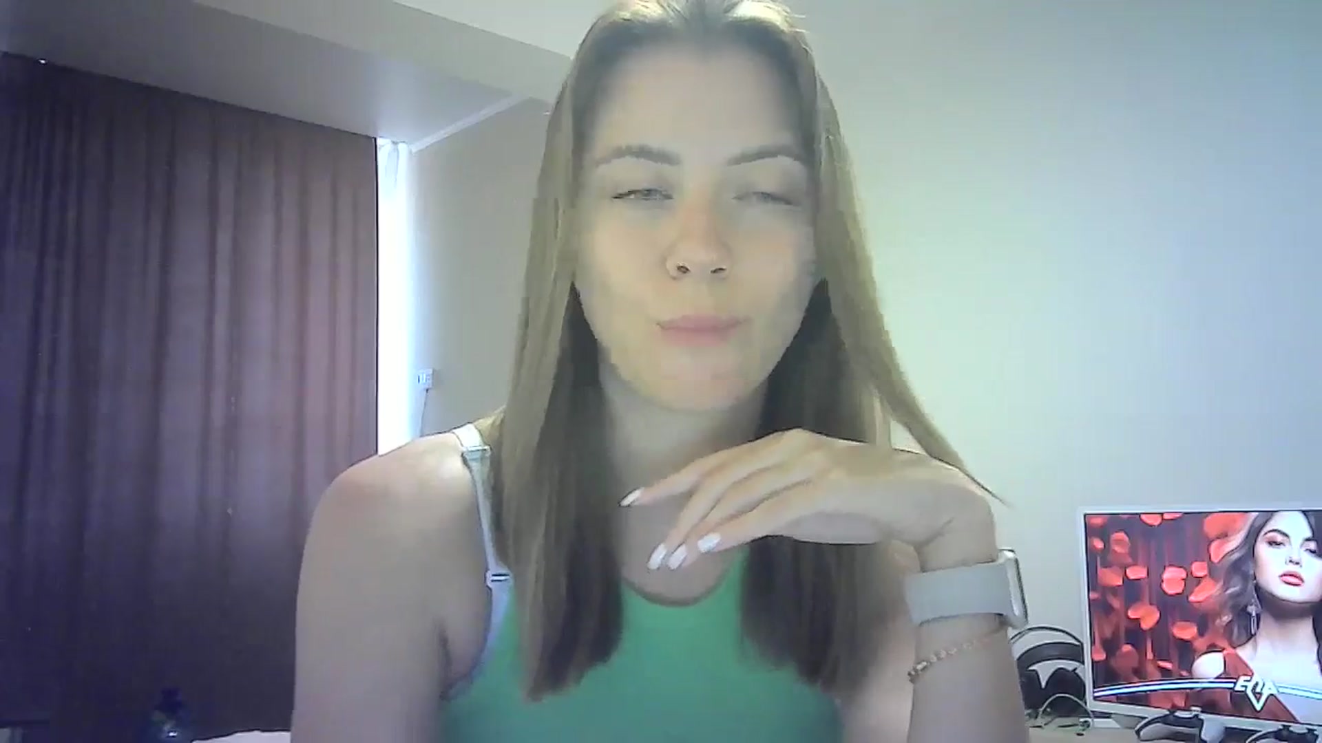 Gallery image thumbnail from Sulfate0's myfreecams stream on, 07/25/2024, 07:40 image 19 of 20
