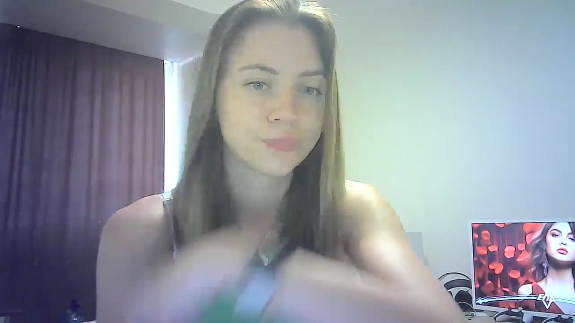 Gallery image thumbnail from Sulfate0's myfreecams stream on, 07/25/2024, 07:40 image 16 of 20