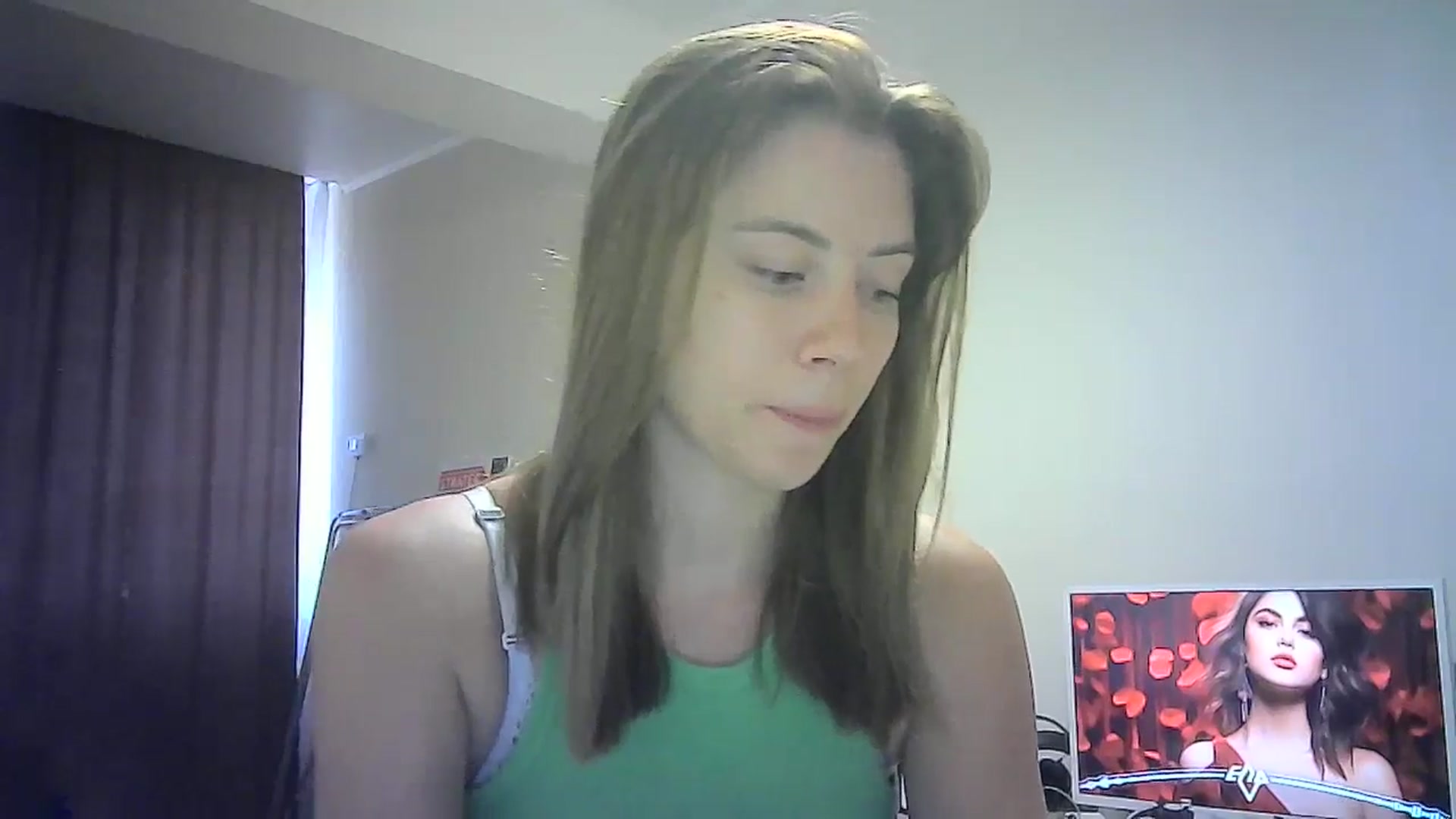 Gallery image thumbnail from Sulfate0's myfreecams stream on, 07/25/2024, 07:40 image 8 of 20