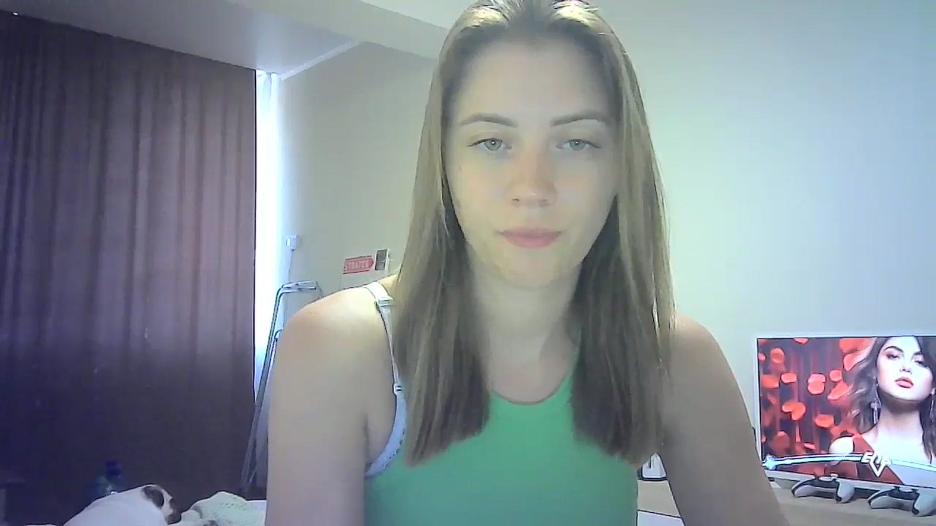 Gallery image thumbnail from Sulfate0's myfreecams stream on, 07/25/2024, 07:40 image 14 of 20