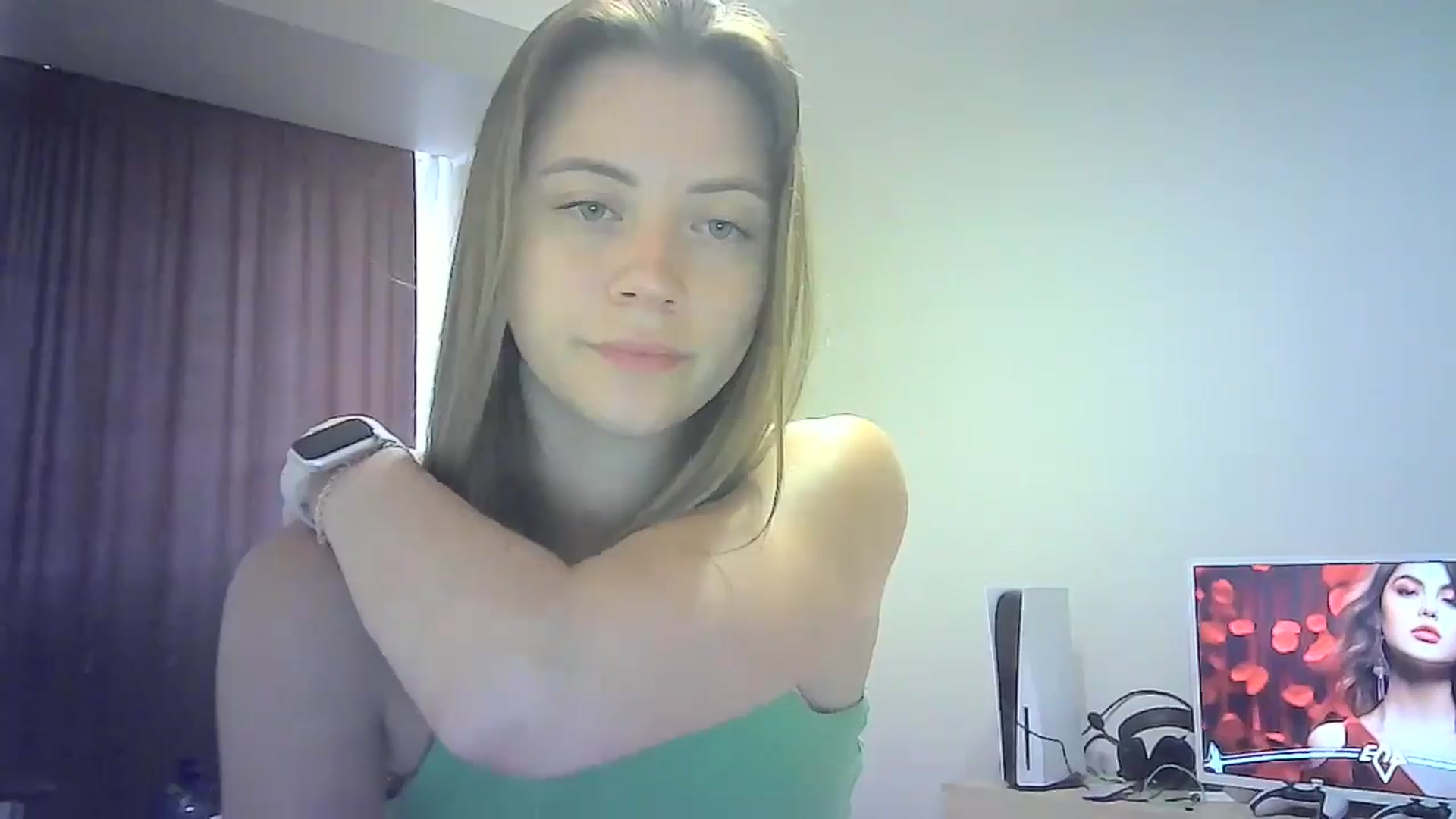 Gallery image thumbnail from Sulfate0's myfreecams stream on, 07/25/2024, 07:40 image 18 of 20