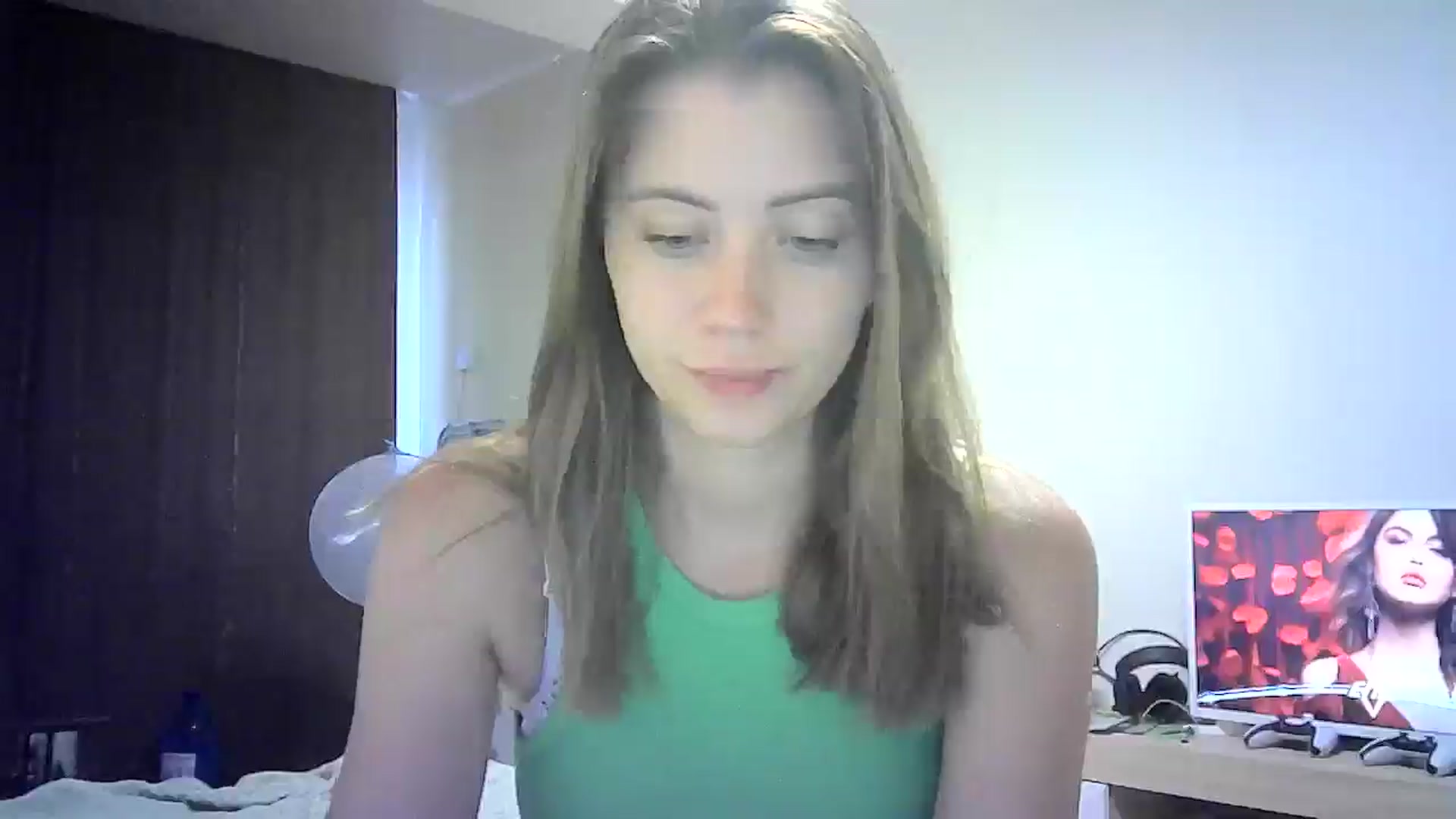 Gallery image thumbnail from Sulfate0's myfreecams stream on, 07/25/2024, 12:26 image 2 of 20