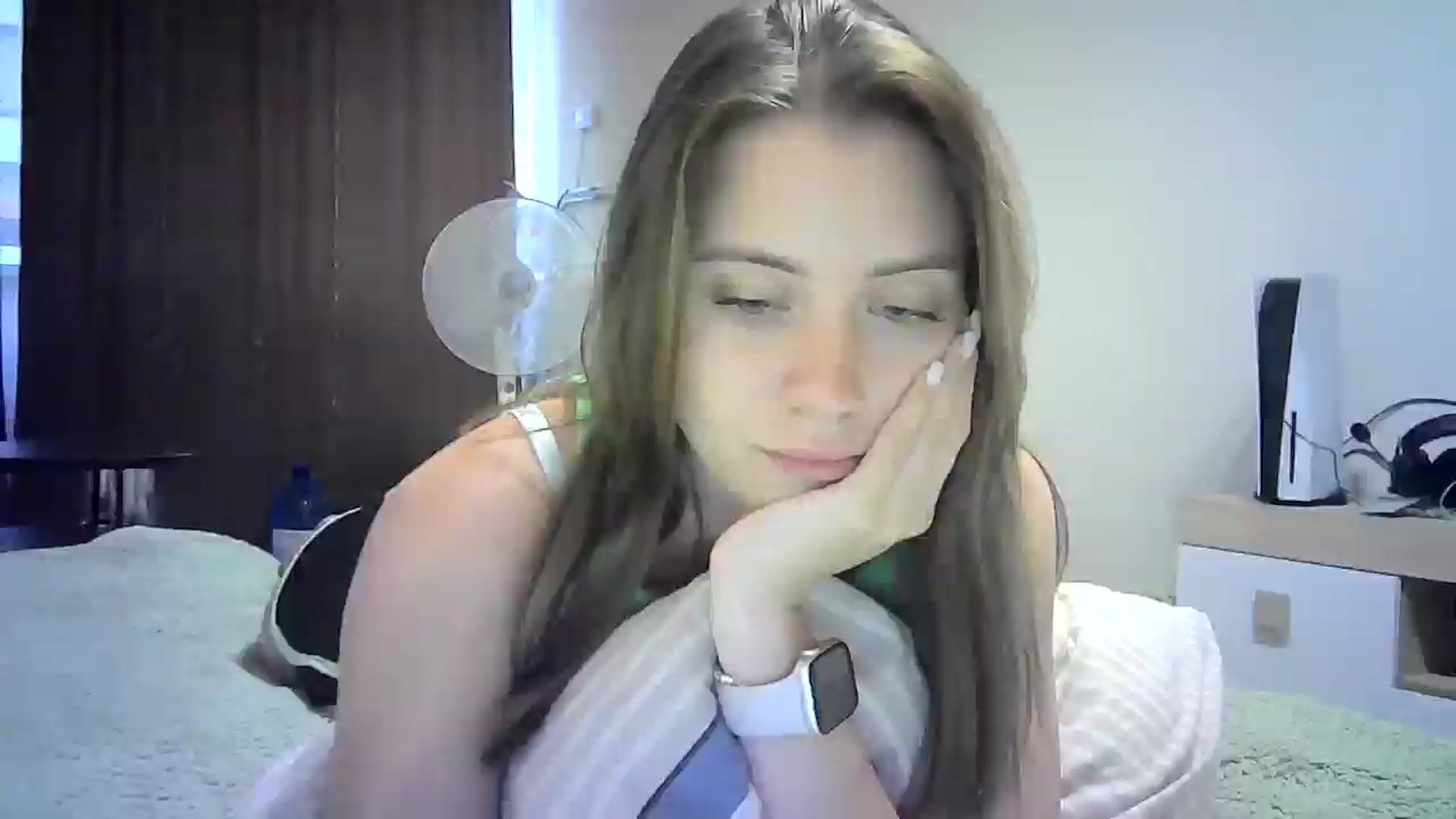 Gallery image thumbnail from Sulfate0's myfreecams stream on, 07/25/2024, 12:55 image 12 of 20