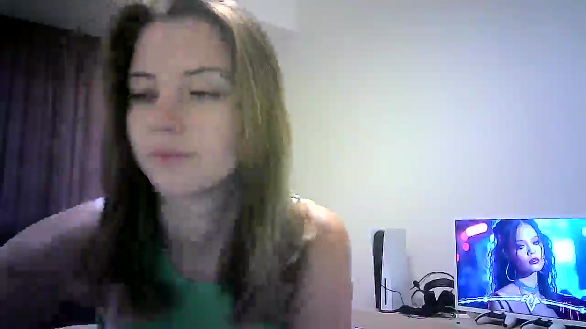 Gallery image thumbnail from Sulfate0's myfreecams stream on, 07/26/2024, 09:04 image 4 of 20