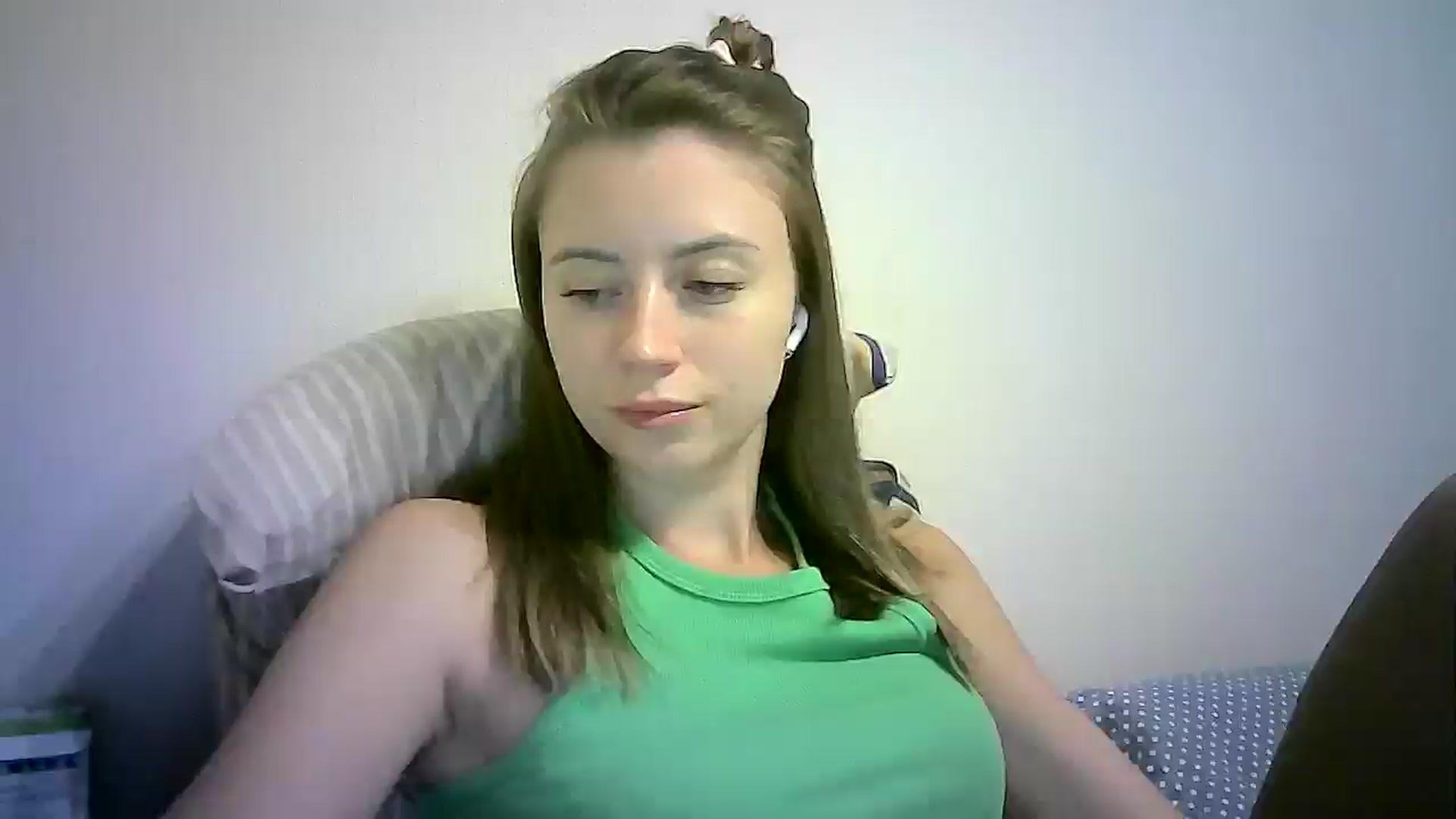Gallery image thumbnail from Sulfate0's myfreecams stream on, 07/26/2024, 10:35 image 5 of 20