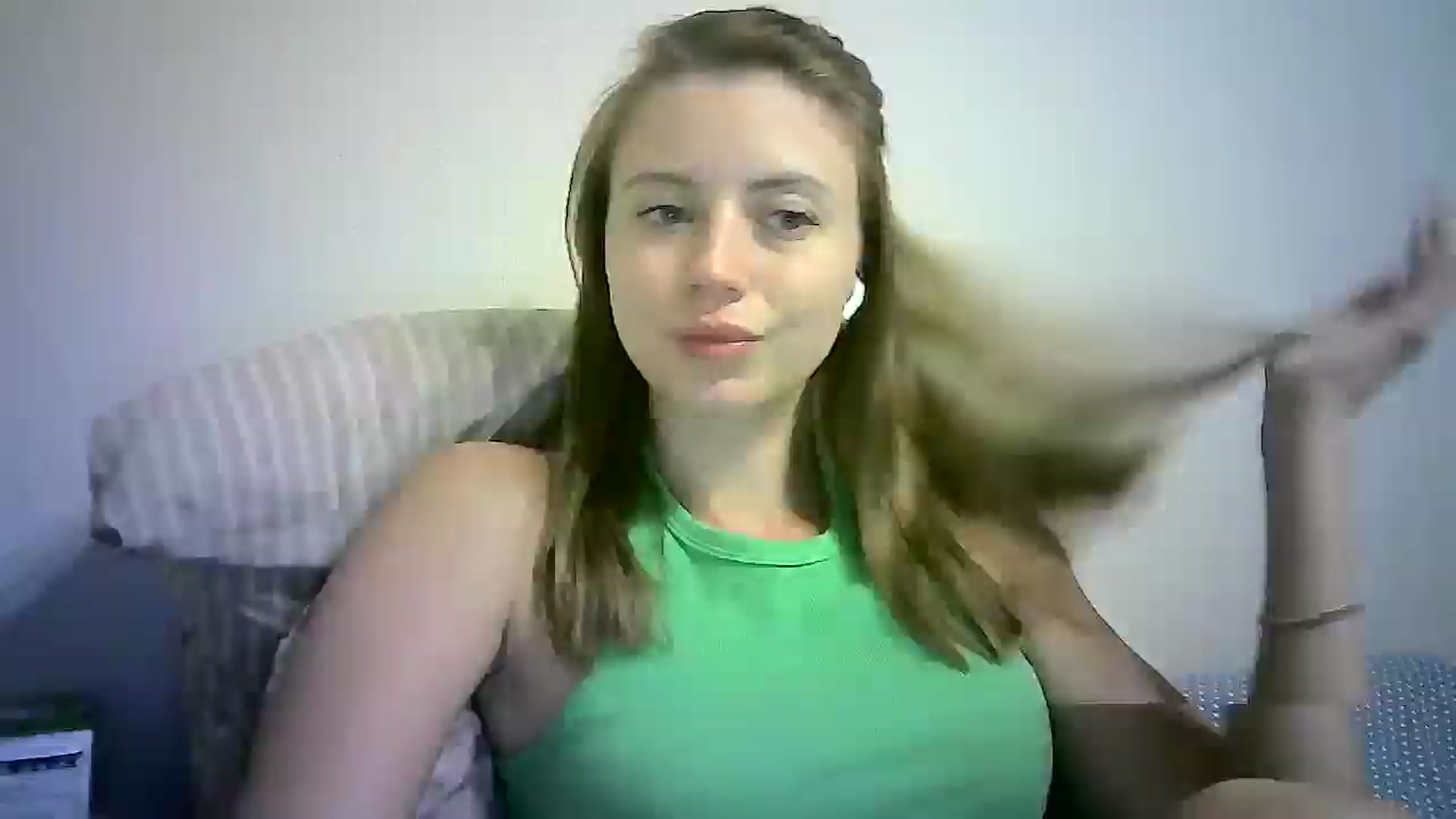 Gallery image thumbnail from Sulfate0's myfreecams stream on, 07/26/2024, 10:35 image 6 of 20