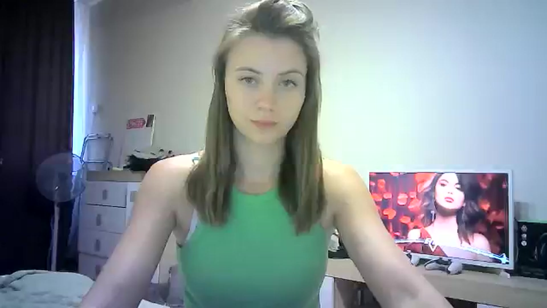 Gallery image thumbnail from Sulfate0's myfreecams stream on, 07/26/2024, 14:14 image 8 of 20