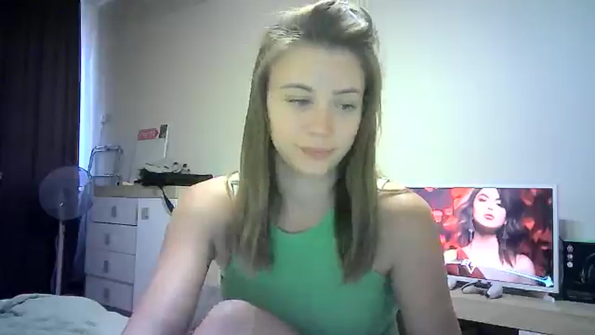 Gallery image thumbnail from Sulfate0's myfreecams stream on, 07/26/2024, 14:14 image 14 of 20