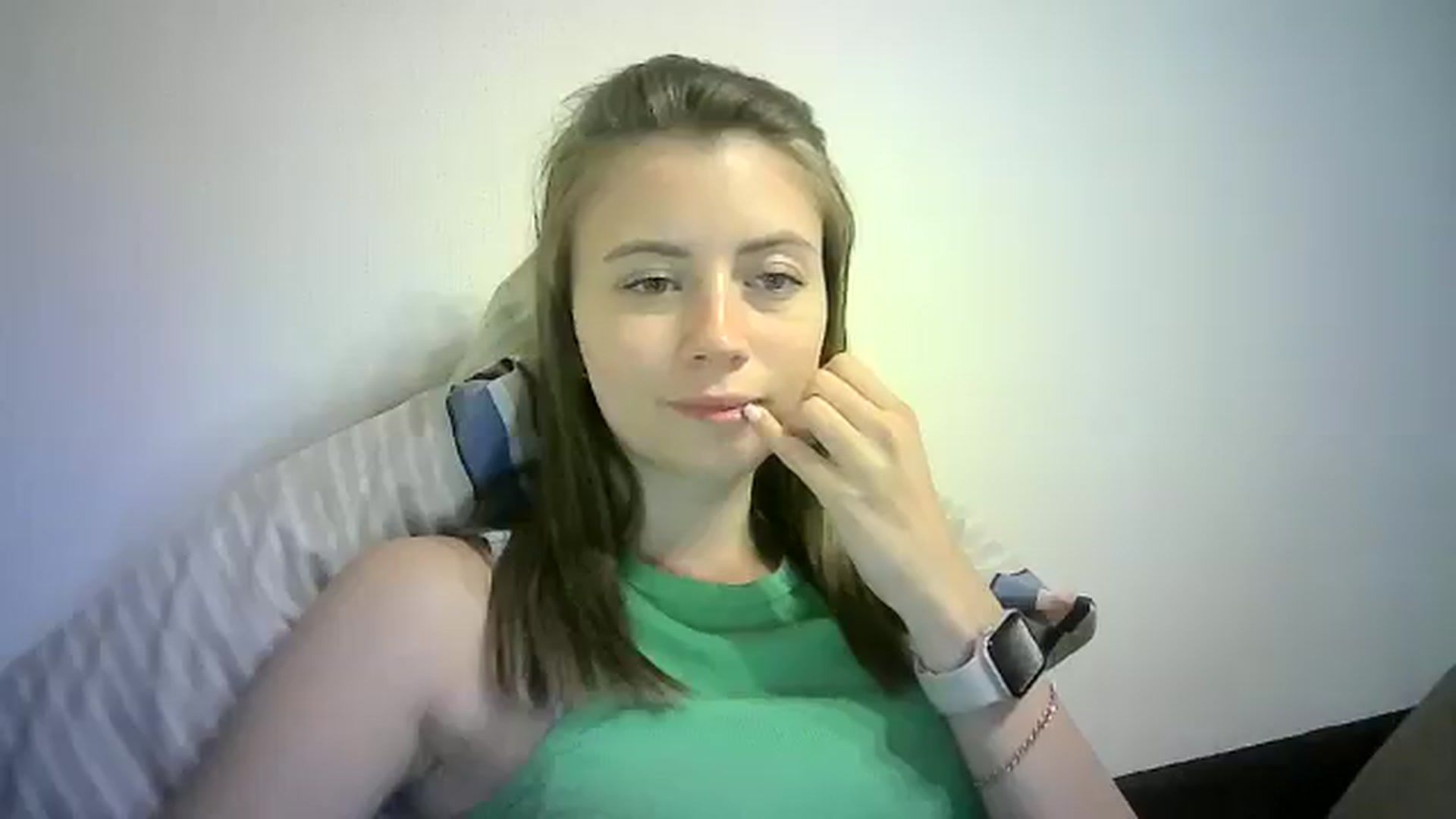 Gallery image thumbnail from Sulfate0's myfreecams stream on, 07/27/2024, 09:45 image 14 of 20