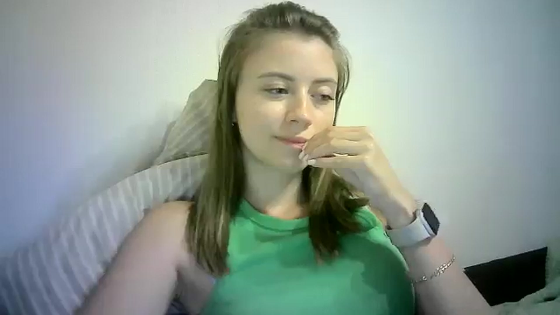 Gallery image thumbnail from Sulfate0's myfreecams stream on, 07/27/2024, 09:45 image 12 of 20