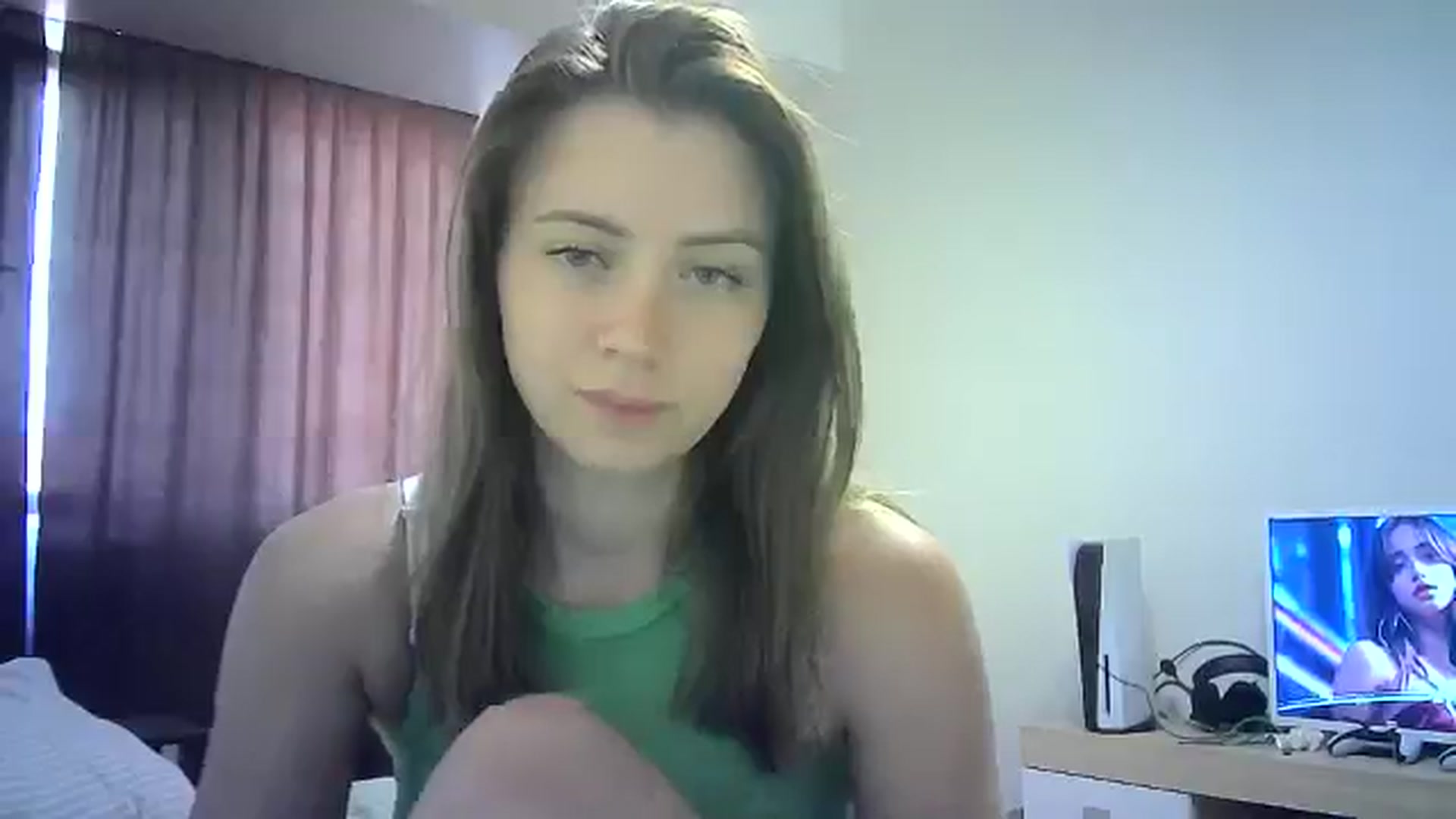 Gallery image thumbnail from Sulfate0's myfreecams stream on, 07/27/2024, 13:13 image 9 of 20