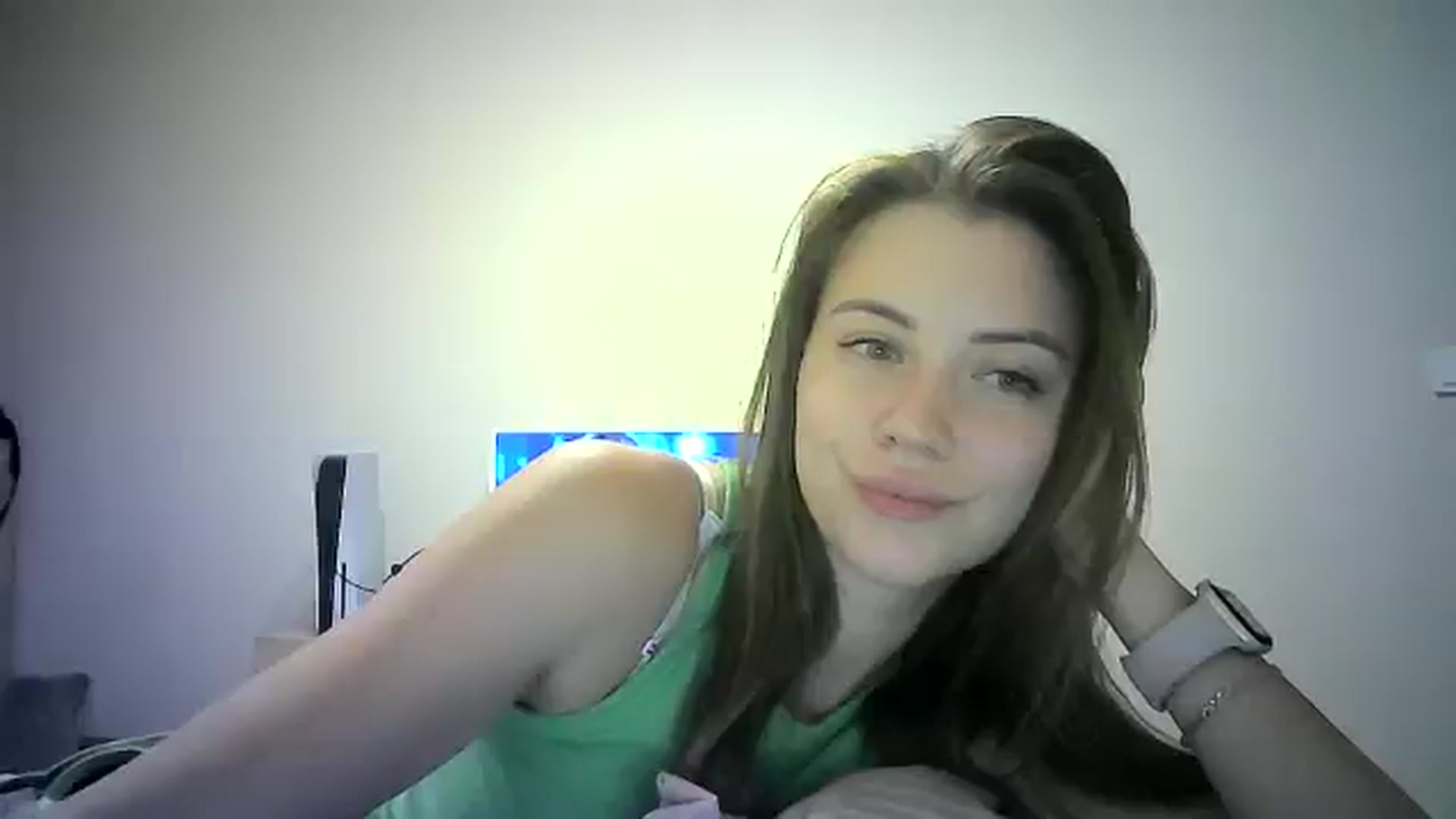 Gallery image thumbnail from Sulfate0's myfreecams stream on, 07/27/2024, 13:13 image 19 of 20