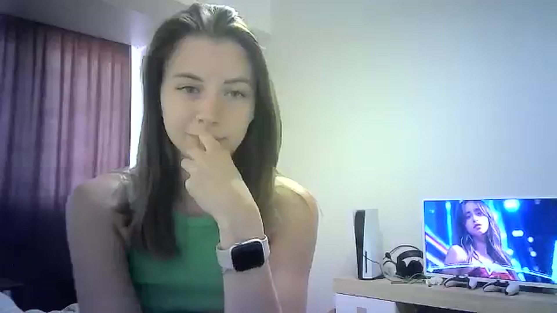Gallery image thumbnail from Sulfate0's myfreecams stream on, 07/27/2024, 13:13 image 3 of 20