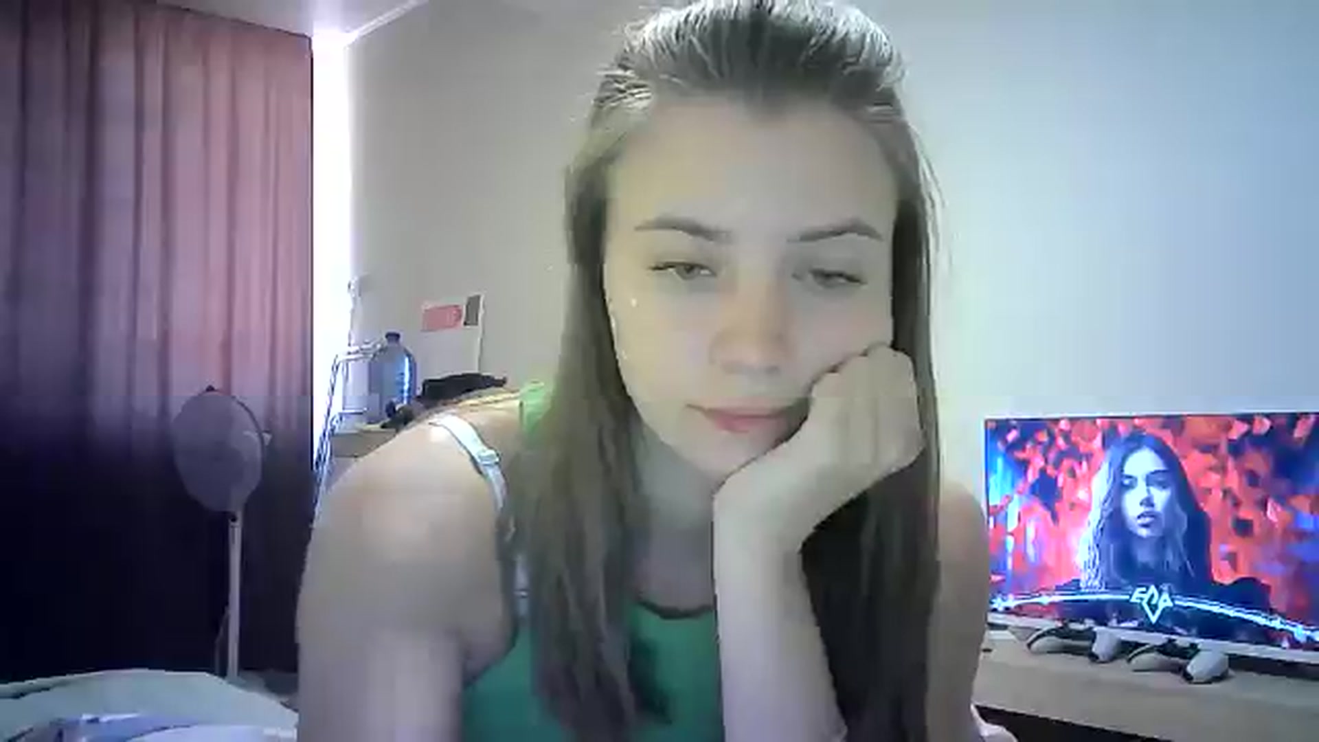Gallery image thumbnail from Sulfate0's myfreecams stream on, 07/28/2024, 10:16 image 8 of 20