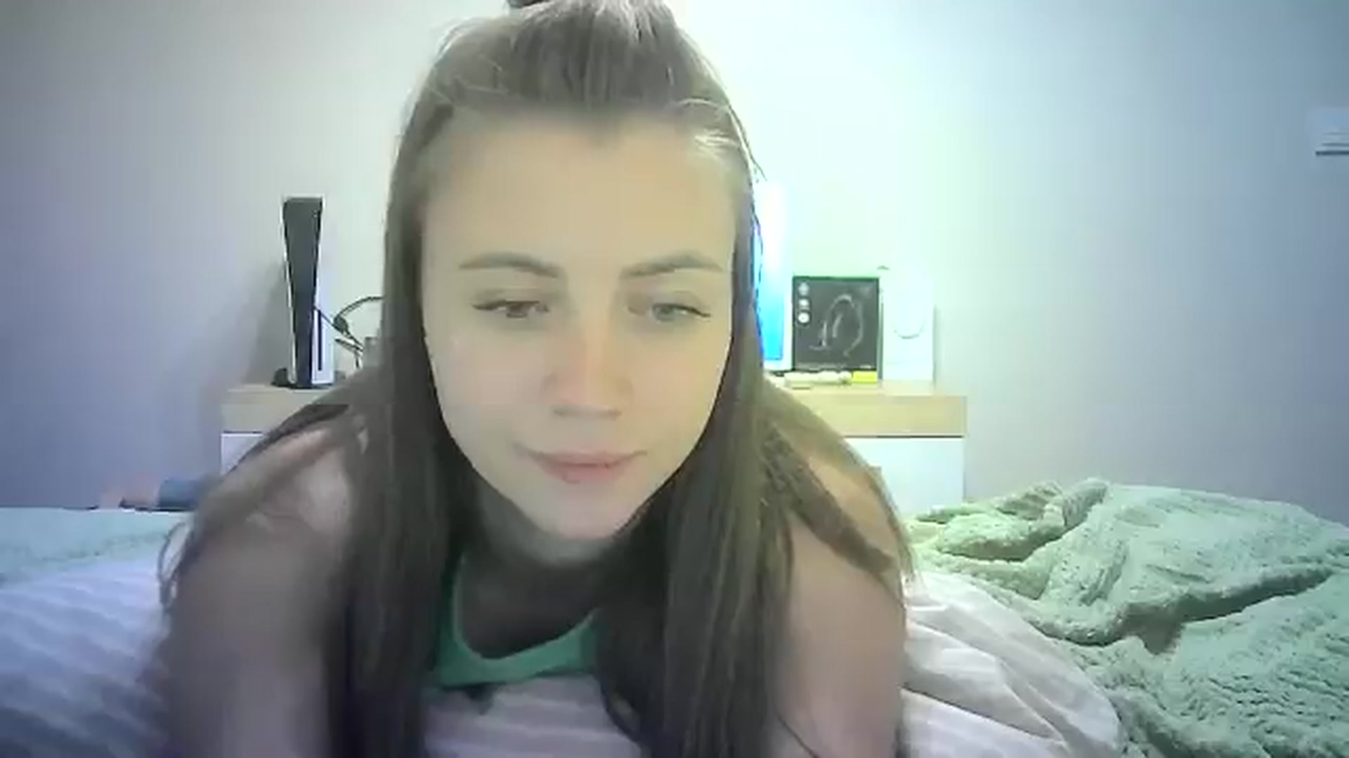 Gallery image thumbnail from Sulfate0's myfreecams stream on, 07/28/2024, 12:16 image 6 of 20