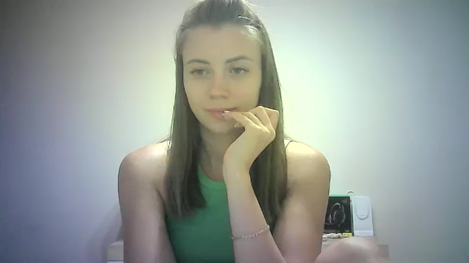 Gallery image thumbnail from Sulfate0's myfreecams stream on, 07/28/2024, 12:30 image 17 of 20