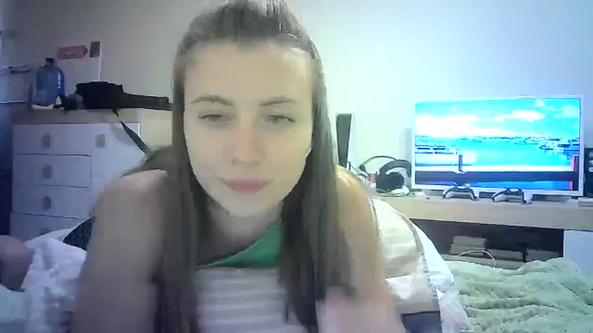 Gallery image thumbnail from Sulfate0's myfreecams stream on, 07/28/2024, 12:49 image 8 of 20